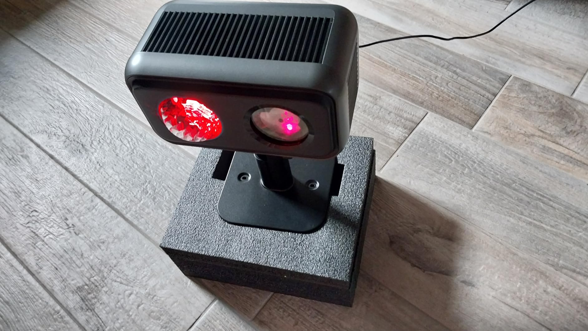 Govee Outdoor Projector Light, Upgraded Aurora Star Projector for Yard | 50+ Scene Modes with 16 RGB Patterns for Indoor & Outdoor Holiday Display, Work with Alexa, Google, Matter, IP65 Waterproof customer photo 2