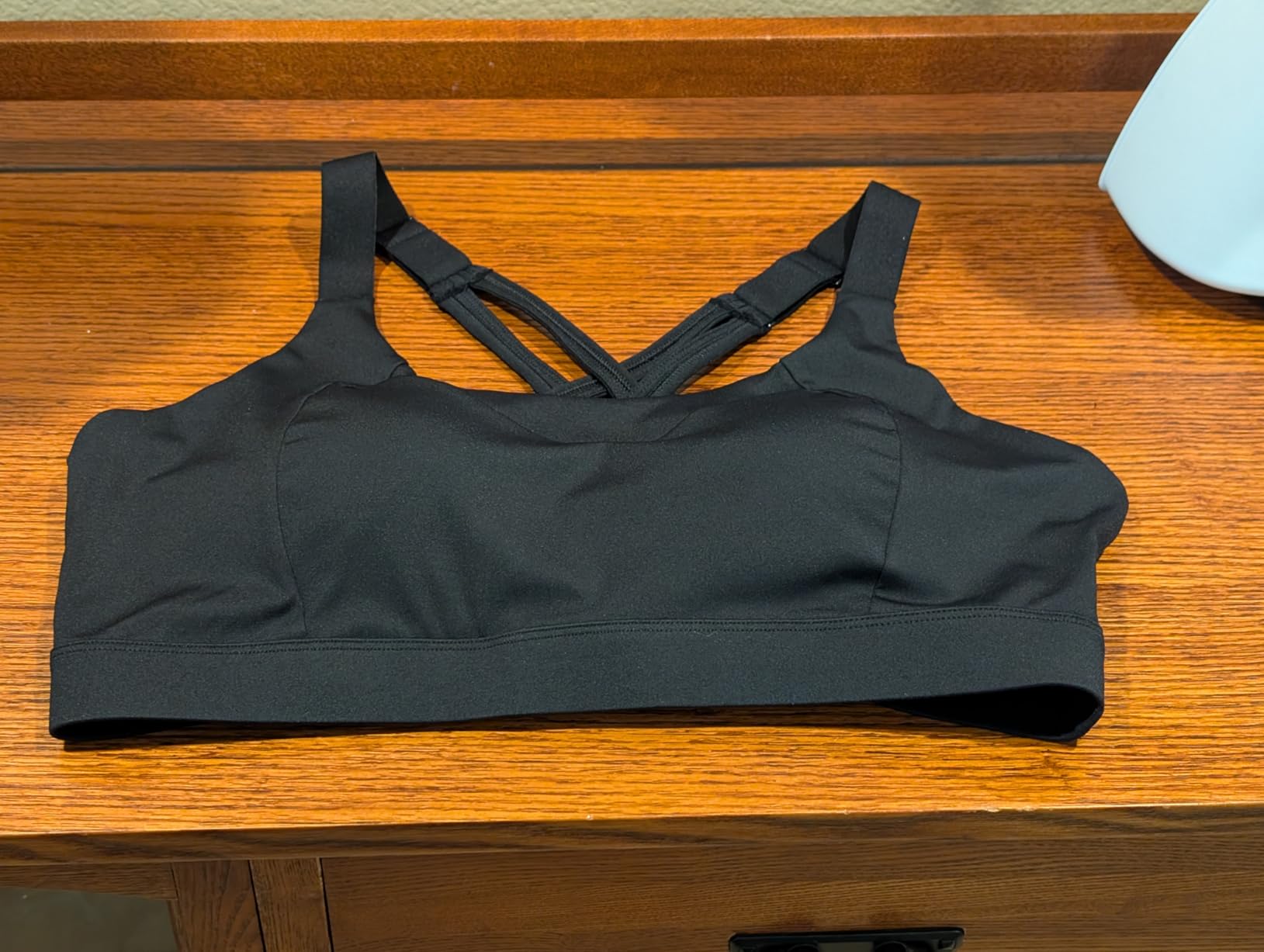 Sports Bra for Women High Support, Molded Cup High Impact Sports Bras with Sewn in Pads Strappy Running Bra customer photo 2