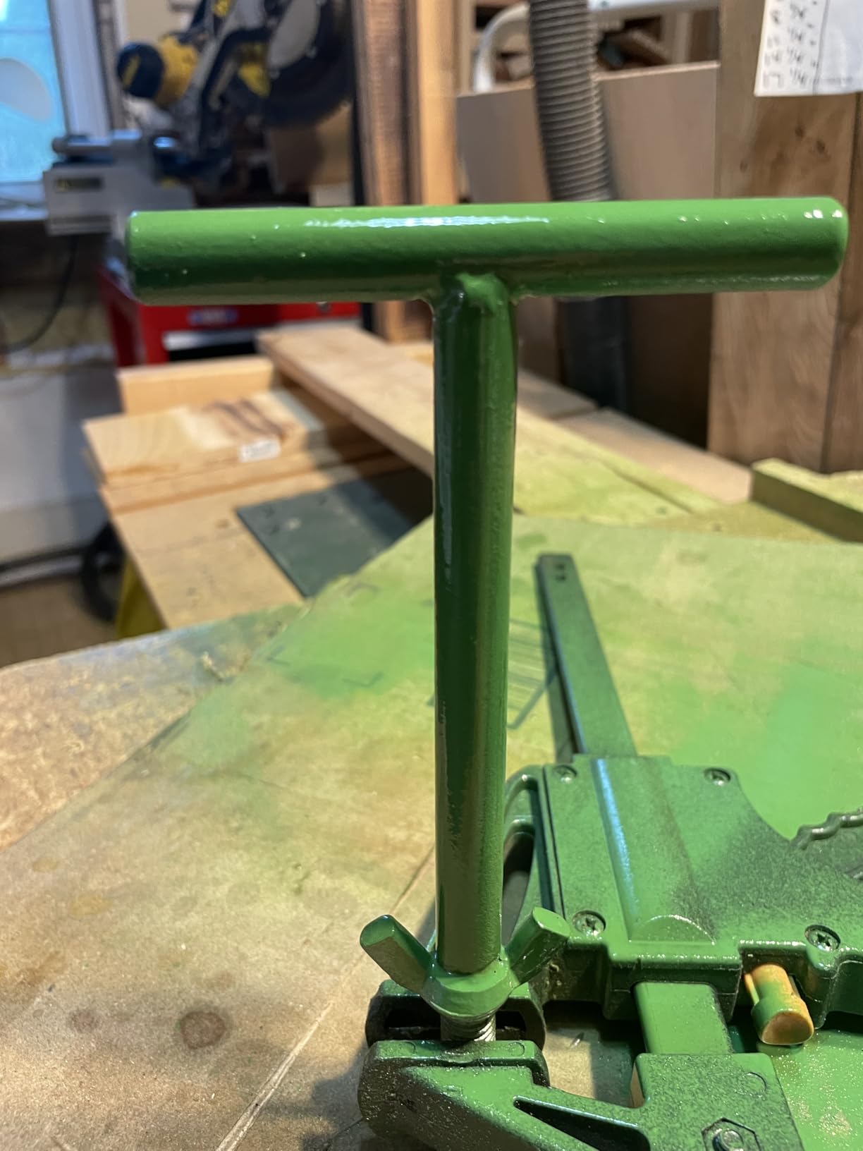 VEVOR Box and Pan Brake, 30 in Sheet Metal Bending Brake, 18-Gauge Capacity, 0-135 Degree Adjustable, Metal Bender Machine, No Wobbling, Heavy-Duty Aluminum Folder for Precise Batch Bending customer photo 1