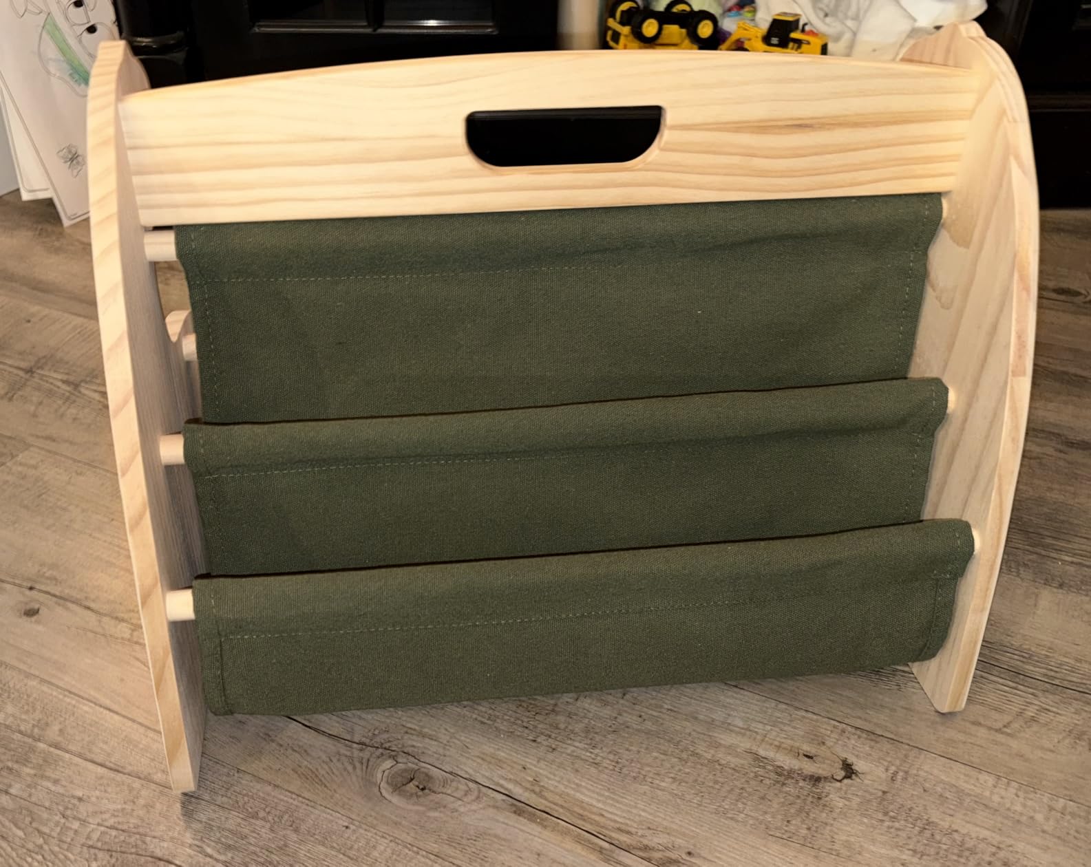 Toddler Bookshelf Double-Sided with 4 Tier Deep Sleeves Kids Wooden Montessori Book Rack for Baby Nursery Room, Playroom, Classroom or Bedroom Bookcase Storage Organizer, Light Wood Giraffe customer photo 1