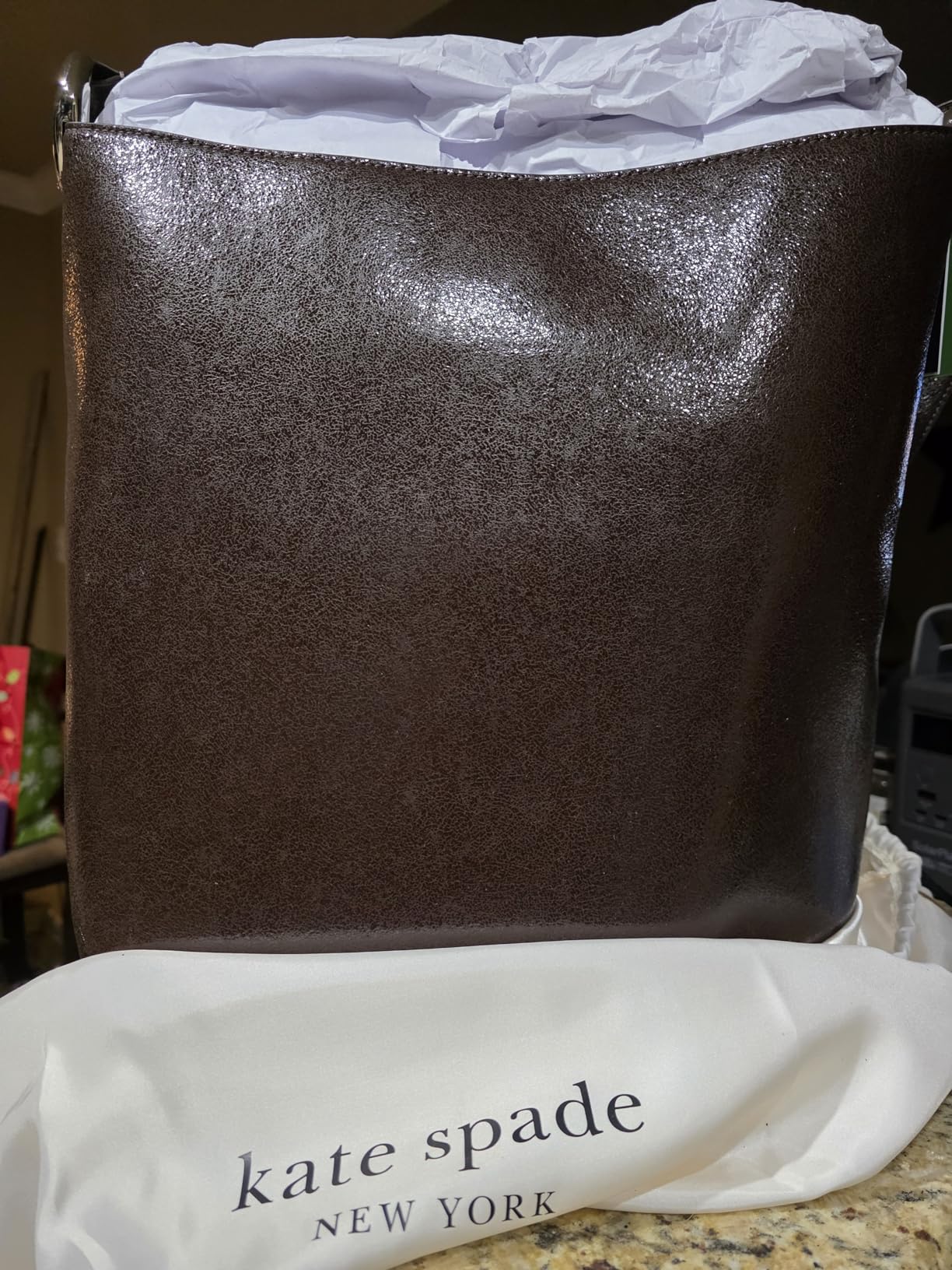 Women's Halo Fine Grain Leather Large Bucket customer photo 2