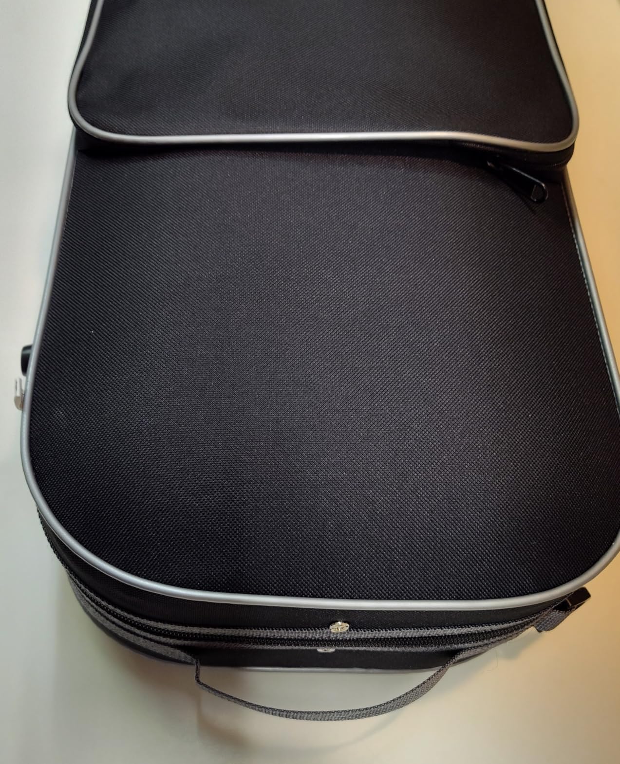 adm Violin Case 4/4 Full Size Sturdy Oblong Violin Hard Case Super Lightweight Portable Hard-Shell with Carrying Straps Travel Carrying Bag for Beginners, Black customer photo 2