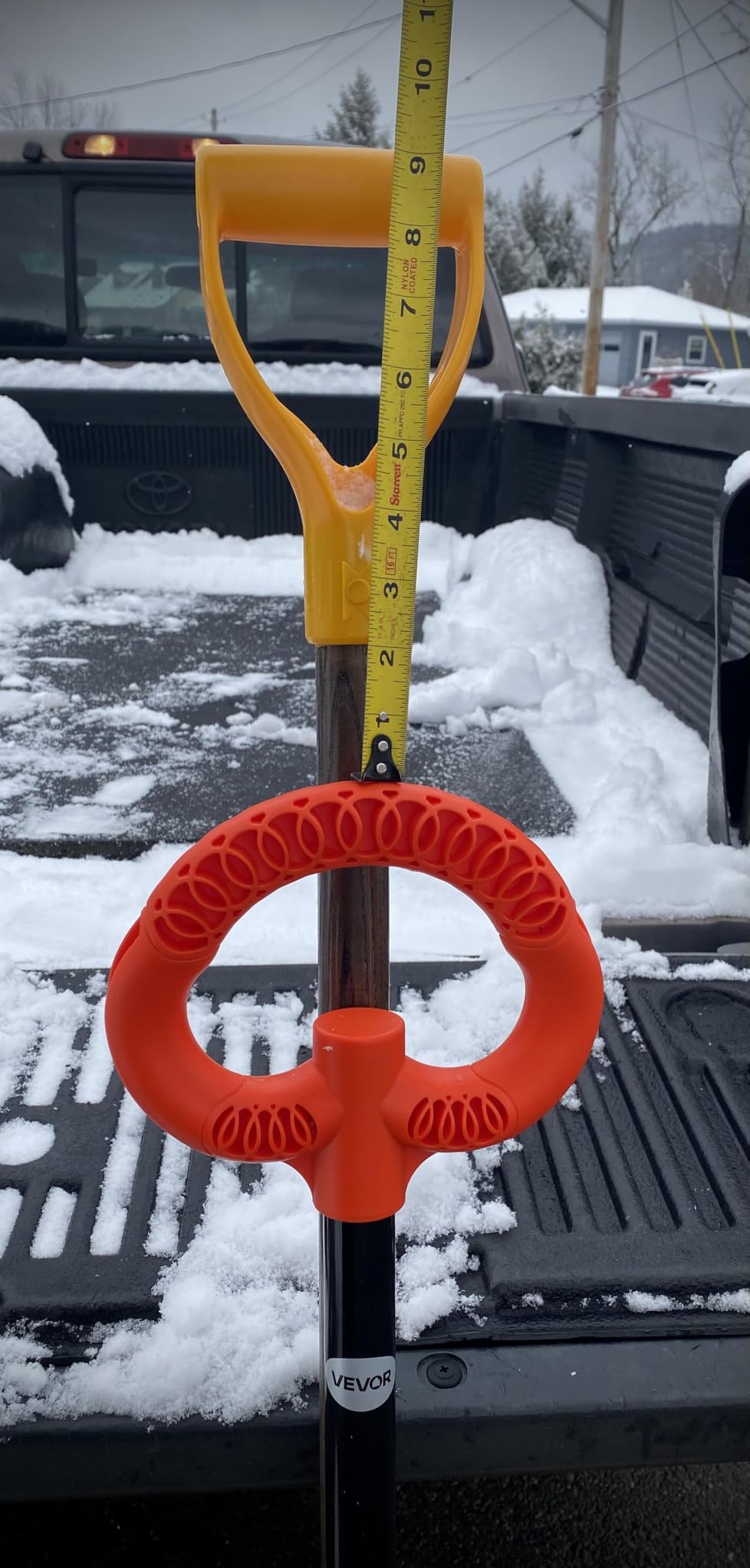 VEVOR Snow Pusher, 36 inch Wide Push Snow Shovel Plow for Driveway, Sidewalks and Doorways with Segmented Handle, Ergonomic Grip and HDPE Plastic Blade customer photo 1