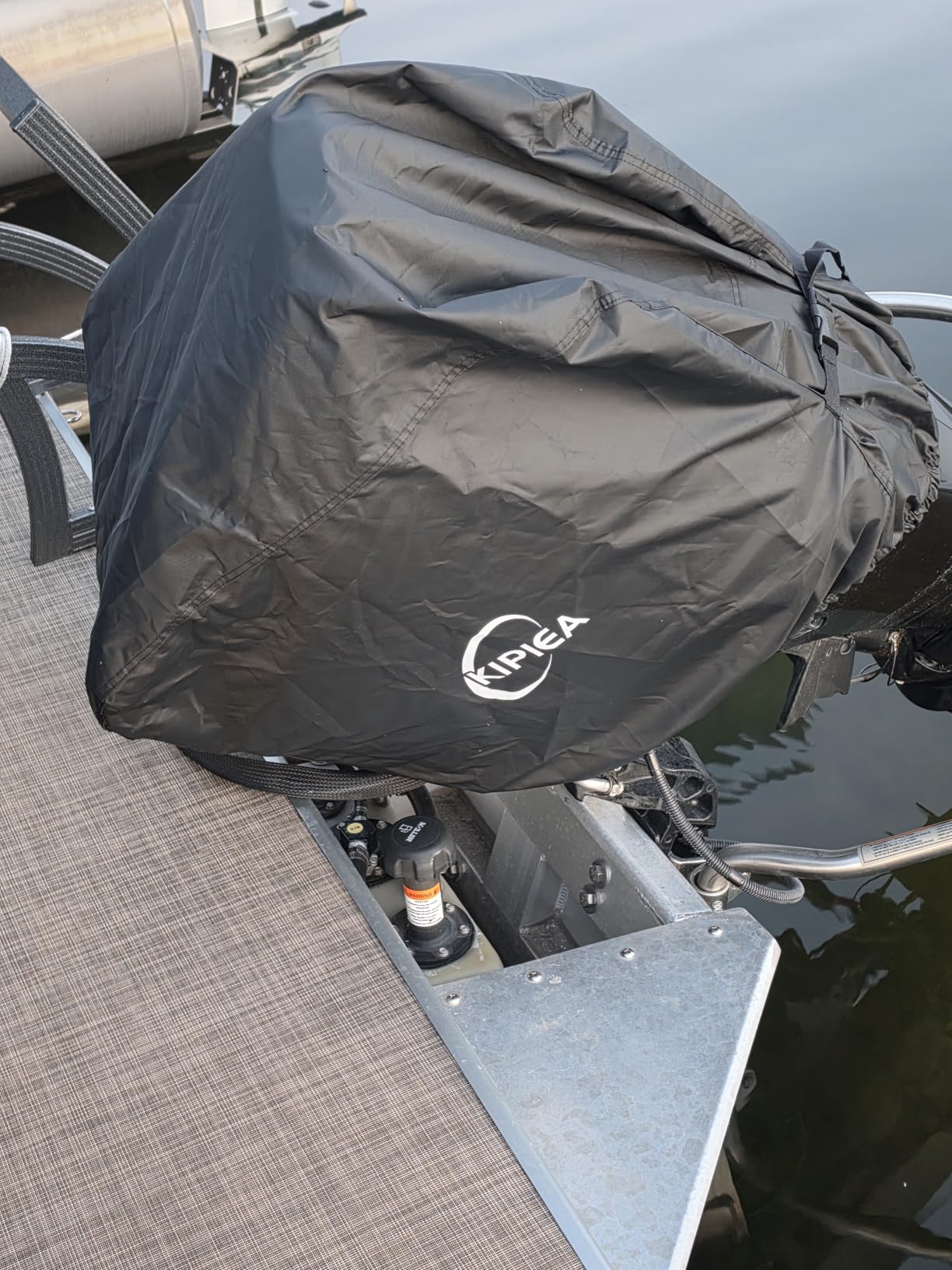 Outboard Motor Cover 1300D Heavy Duty Waterproof, Anti UV, No Tears & No Fading, Boat Motor Cover Fit for Motor 90-115 Hp (96