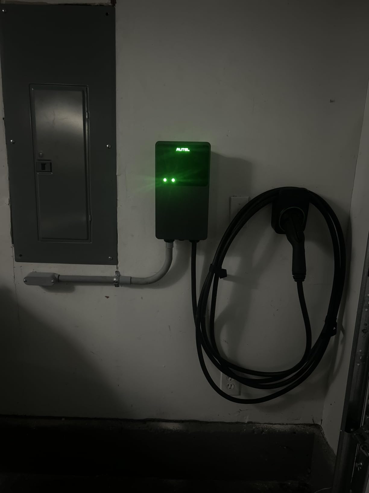 Autel MaxiCharger Level 2 Electric Vehicle (EV) Charger, up to 80 Amp Fast Charging EV Charger Level 2, Integrated Cloud with AI, Indoor/Outdoor Charging Stations J1772, Hardwired customer photo 1