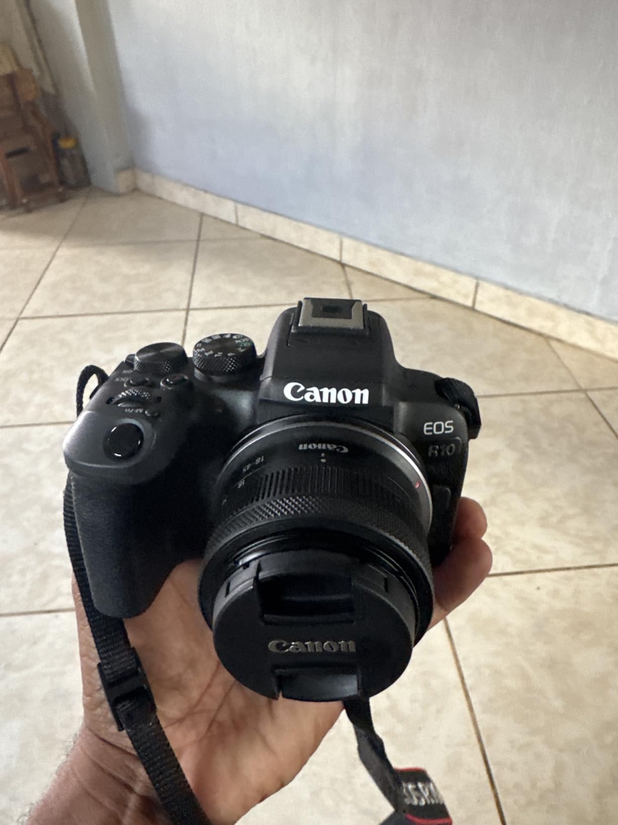 Canon EOS R10 Mirrorless Camera with RF-S 18-150mm Lens Bundle customer photo 2