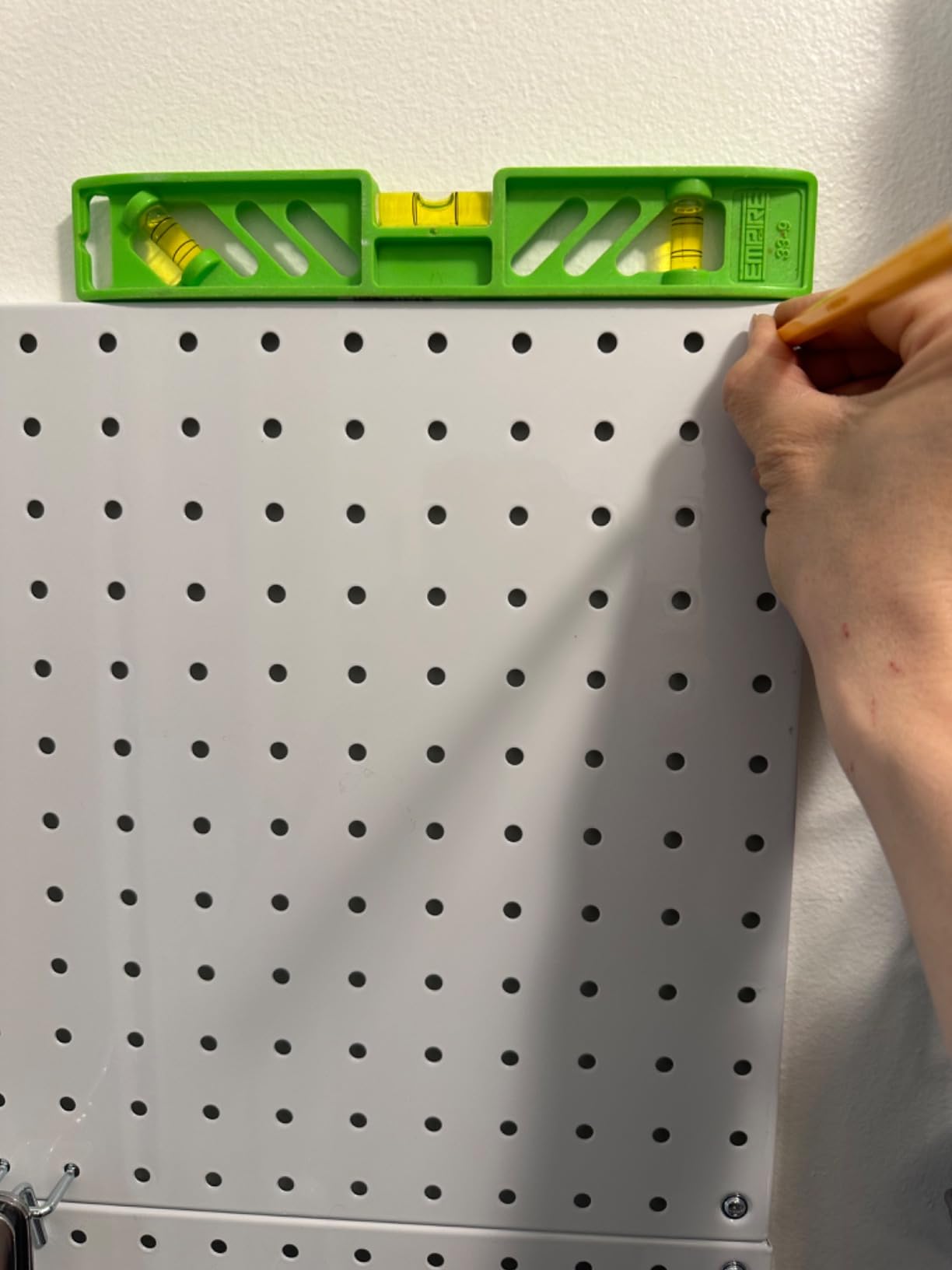Peg Board, 110pcs Metal Pegboard Kit, Includes 4 Pack Black Peg Board Panels with Accessories and Hook Locks, Large Heavy Duty Peg Boards for Walls Home, Garage Tool Storage, Workbench customer photo 2
