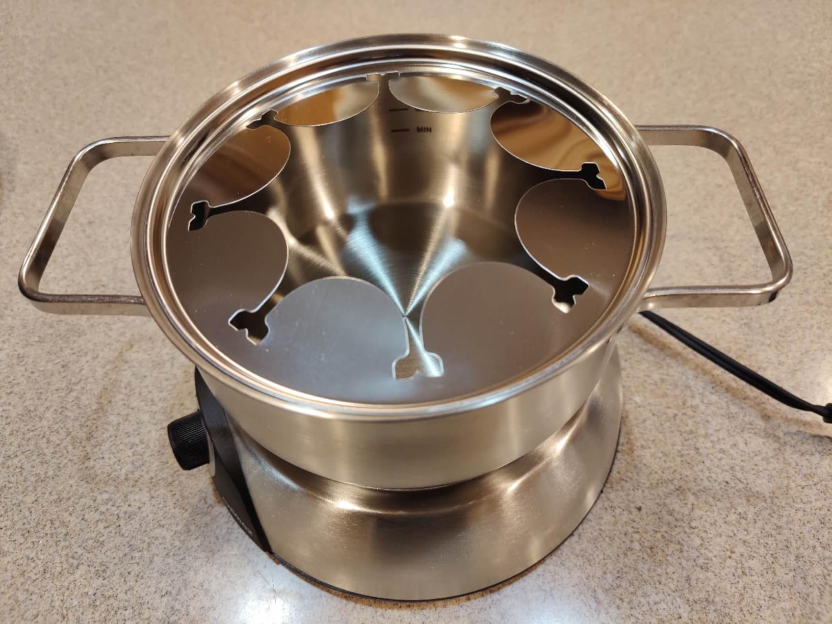 CUSIMAX Electric Fondue Set, 1500W, 1.4 Quart, Stainless Steel | Electric Fondue Pot with Luminous Control Dial, 8 Colour Coded Stainless Steel Forks, For Chocolate, Cheese, Broth, Oil customer photo 1
