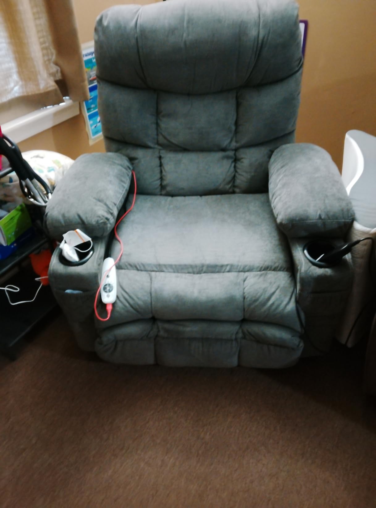 MAHOMICO Power Lift Recliner Chair for Elderly with Vibration Massage and Lumbar Heating, Electric Lift Recliner Single Sofa with Side Pocket, Two Cup Holders and USB Charge Port for Living Room customer photo 2