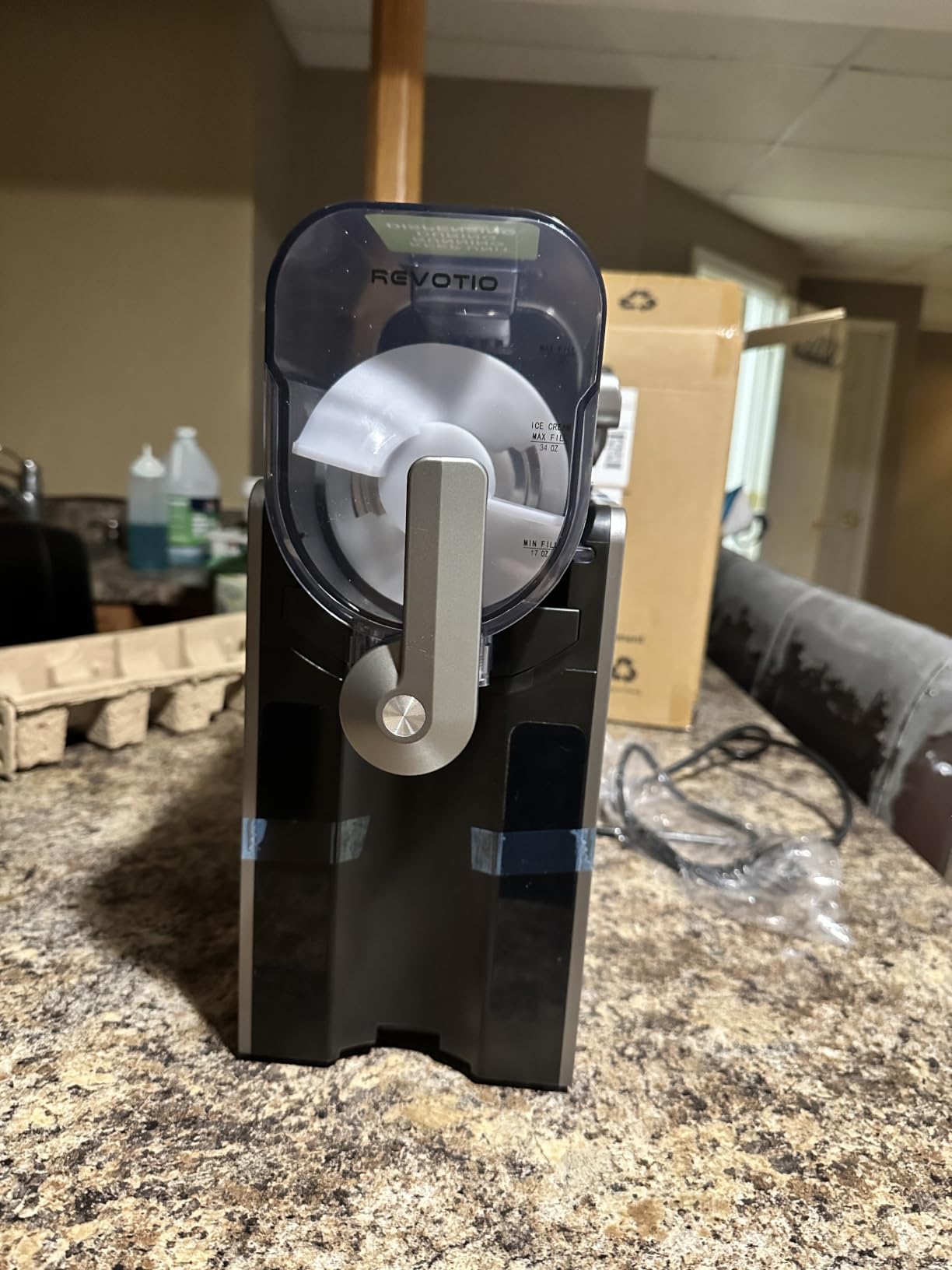 Slushie Machine for Home, 88 oz Slushy Machine, No Ice Needed Frozen Drink Maker with 6 Presets, Quiet, Auto-Clean, LED Display, Black, Perfect for Margaritas, Frappés, Milkshakes and More customer photo 2