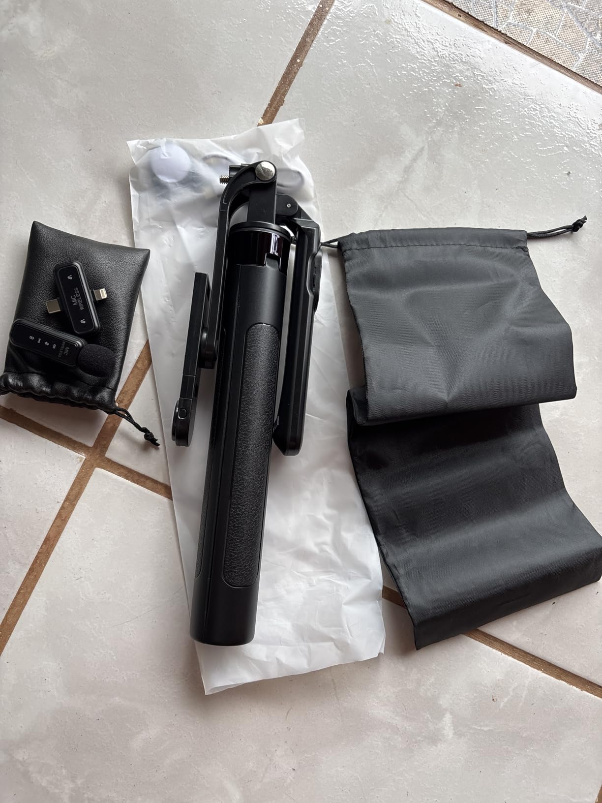 Vlogging Kit for iPhone/Android, 71