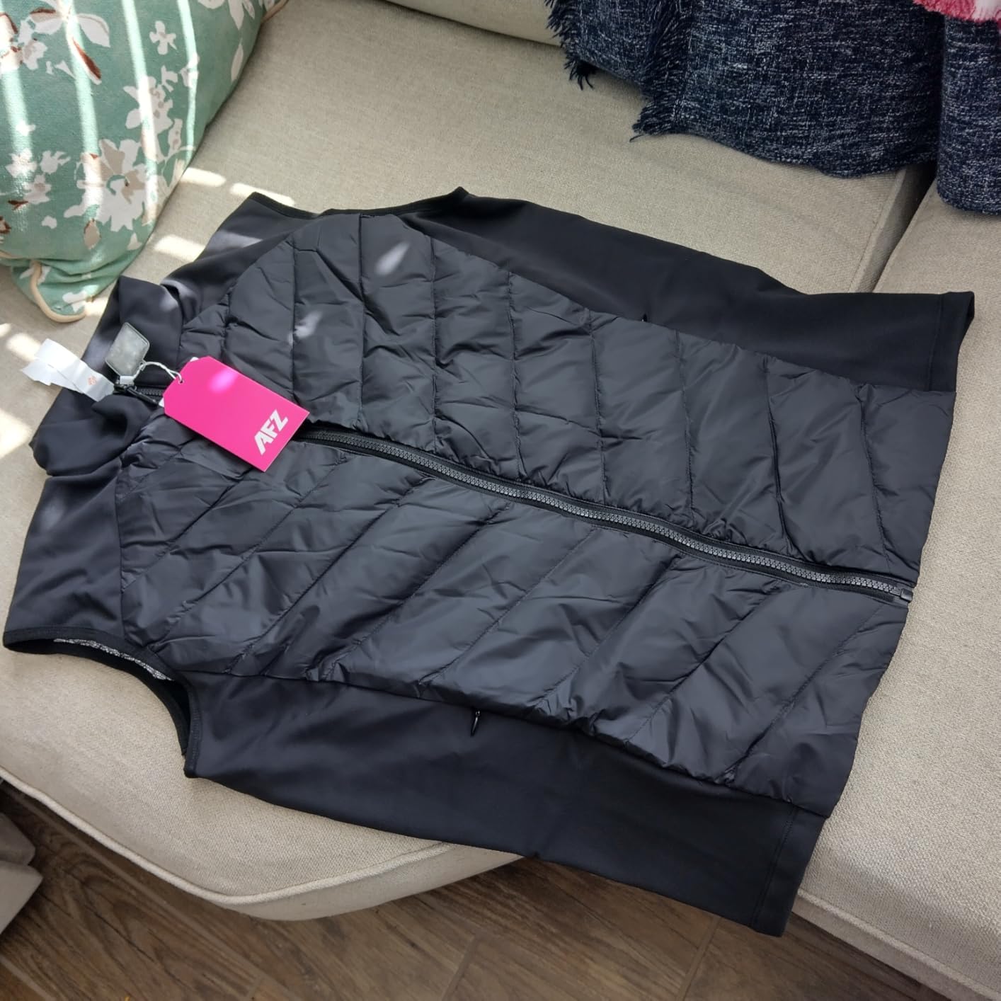 AFZ Men's Lightweight Puffer Vest 800FP Winter Down Vest Sleeveless Quilted Water Resistant Running Jacket with Pockets customer photo 2