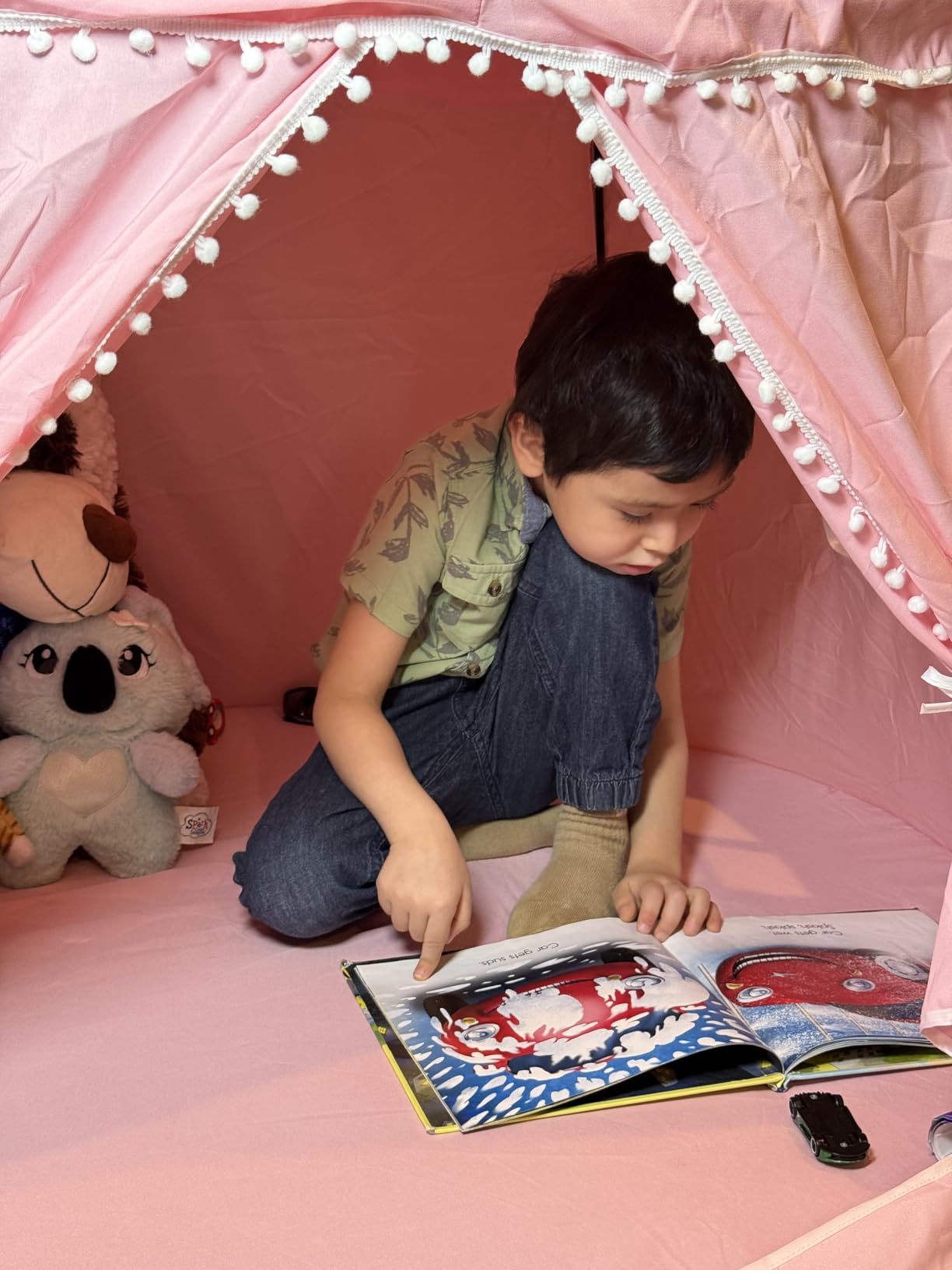 Play Tent with Padded Mat, Star Lights and Flags, Large Playhouse Kids Castle Tents, Indoor Outdoor Game Tent, Portable Children Yurt Tents, Gift for Boys & Girls, 47''x45'', Cream customer photo 1