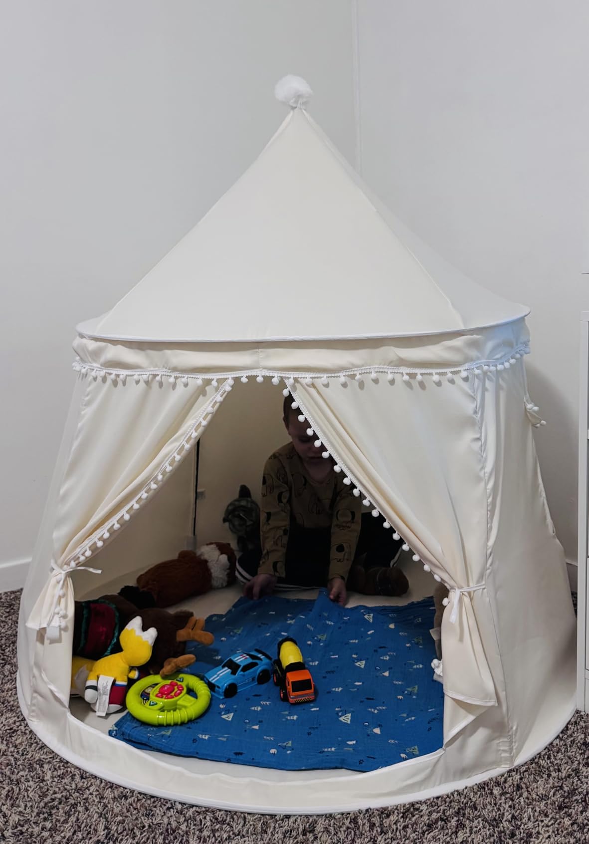 Play Tent with Padded Mat, Star Lights and Flags, Large Playhouse Kids Castle Tents, Indoor Outdoor Game Tent, Portable Children Yurt Tents, Gift for Boys & Girls, 47''x45'', Cream customer photo 2
