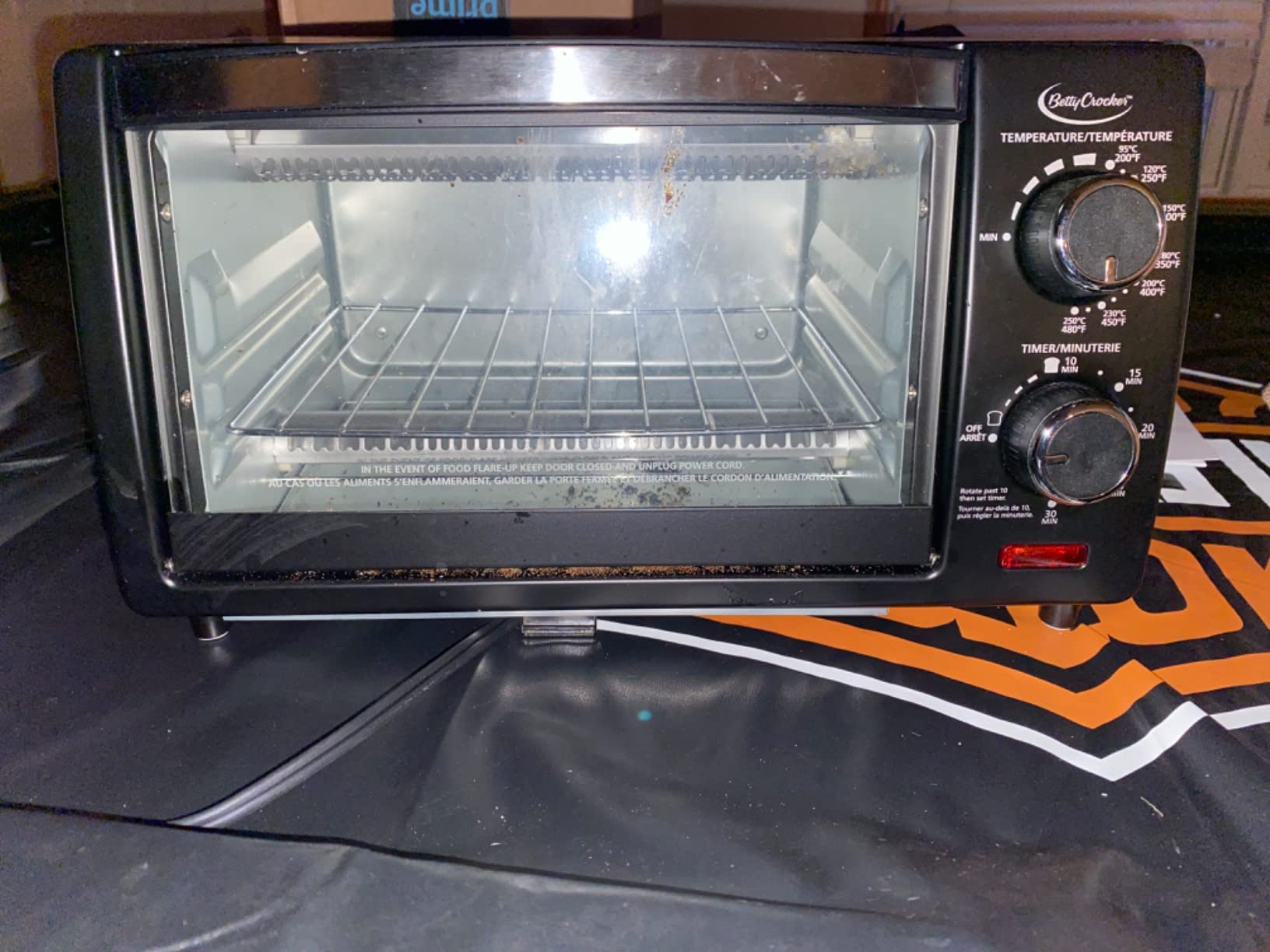 Betty Crocker 9L 2-Slice Toaster Oven, 1000 Watts, BC-5665B customer photo 1