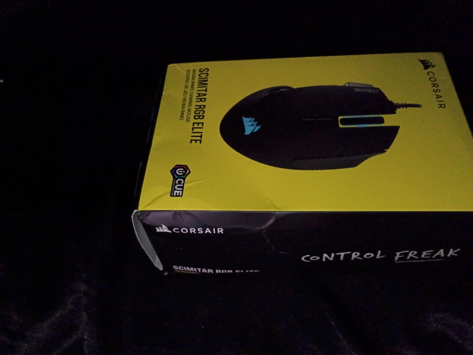 Corsair Scimitar RGB Elite Wired MOBA/MMO Gaming Mouse - 18,000 DPI - 17 Programmable Buttons - iCUE Compatible - PC, Mac, PS5, PS4, Xbox - Black customer photo 2