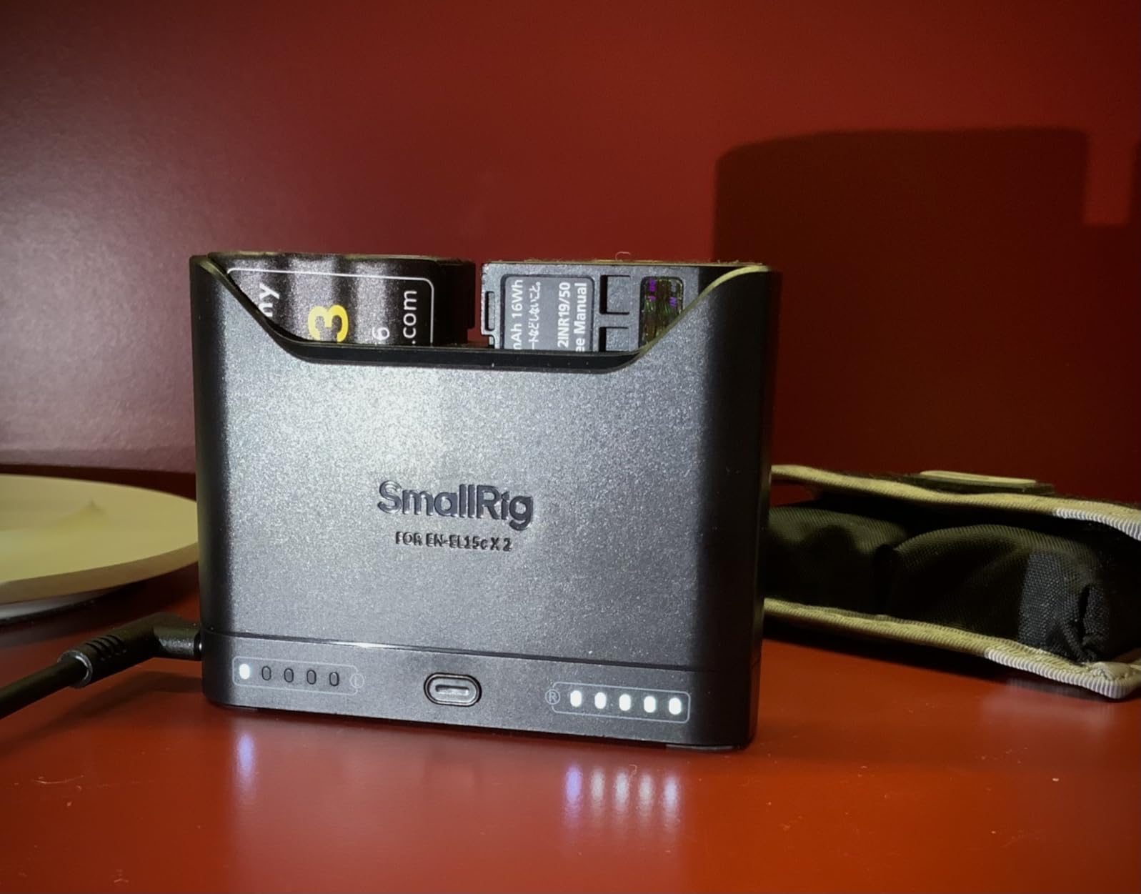 SMALLRIG EN-EL15c Battery Charger for Nikon, 2H Dual Slot 22.5W Charge | USB-C Charger with LED Display customer photo 1