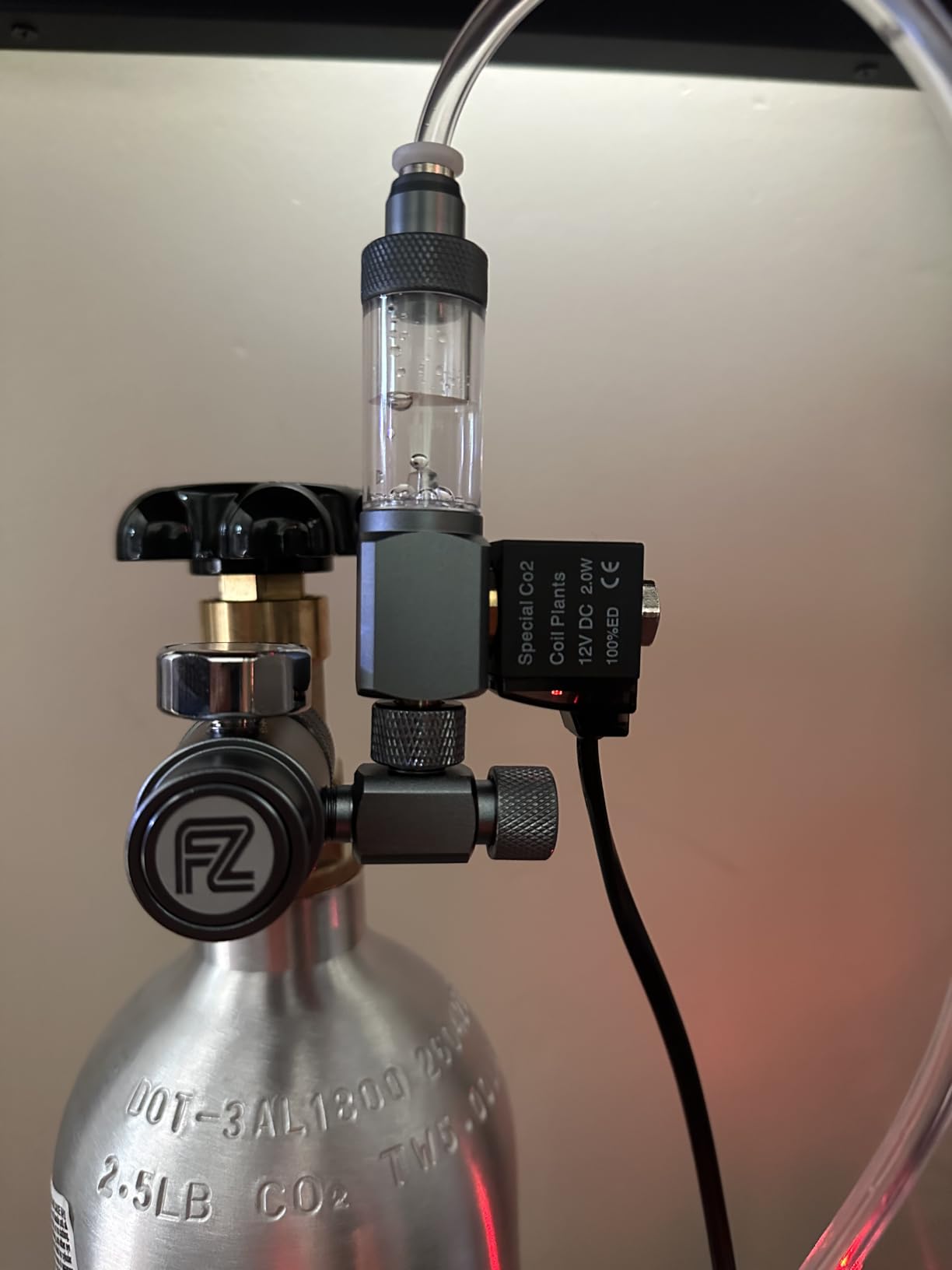 FZONE Mnin Aquarium CO₂ Regulator Kit for CGA320 Side Open CO2 Cylinder | Durable, Compact Design, Complete Kit, DC Solenoid, Diffuser, CO₂ Tubing, Bubble Counter & Check Valve for Aquatic CO₂ System customer photo 2