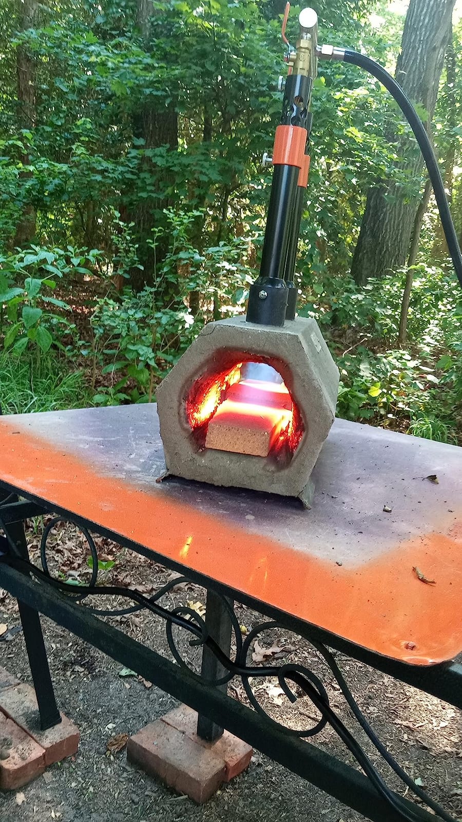 VEVOR Portable Propane Forge, 3 Burners, 2600℃ Tool and Knife Making Blacksmithing Farrier Forge, Large Capacity Hexagon, Cold-Rolled Steel Gas Forging Tools and Equipment, Use for Metal Forging customer photo 1