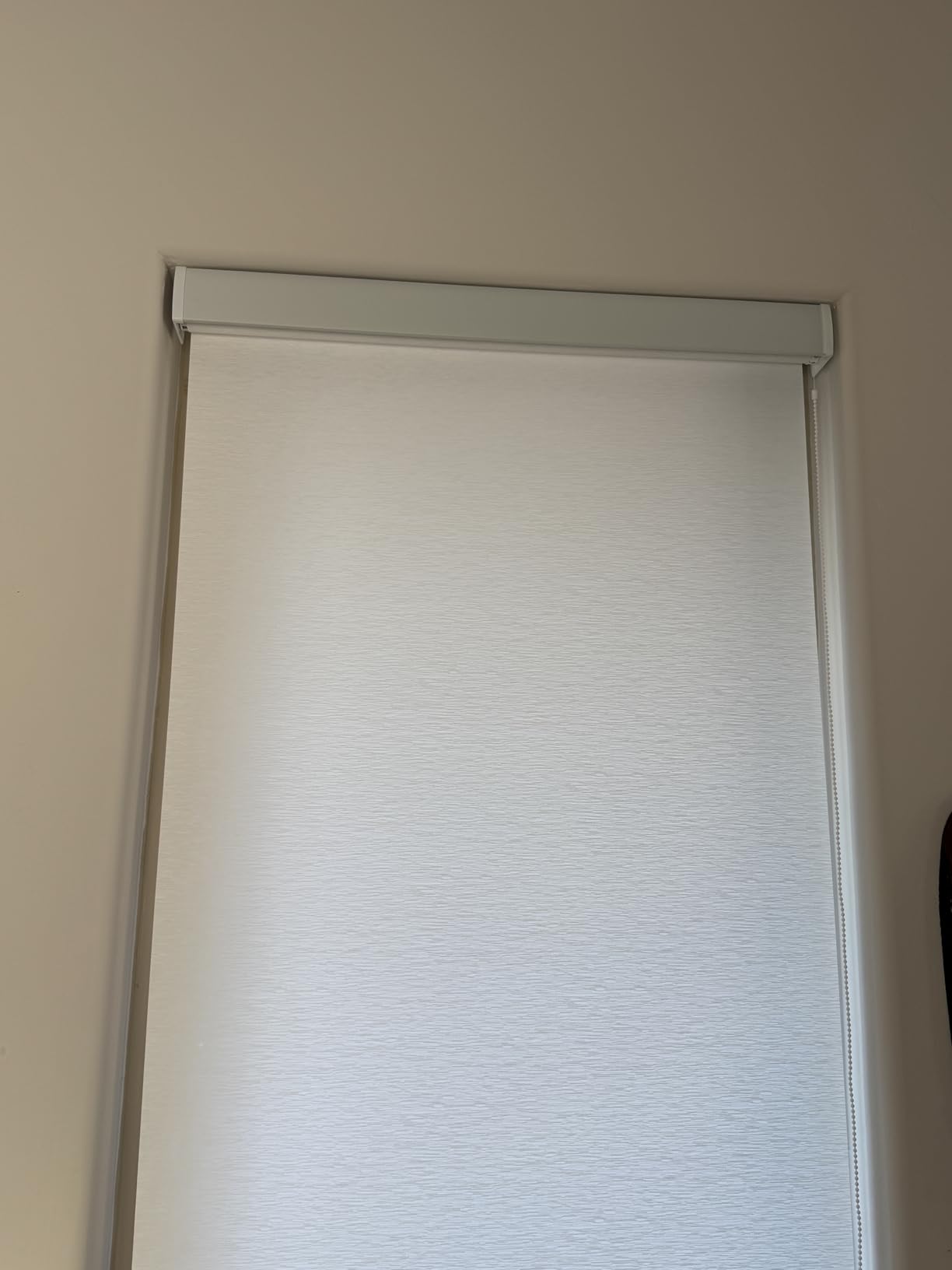 HeyBlinds Smart Motorized Solar Shades with Remote, UV Block Custom Size | Light Filtering Flame-retardant Fabric, Rechargeable Motor Works with Alexa Google HomeKit, Remote/APP/Voice/Timing Control customer photo 1