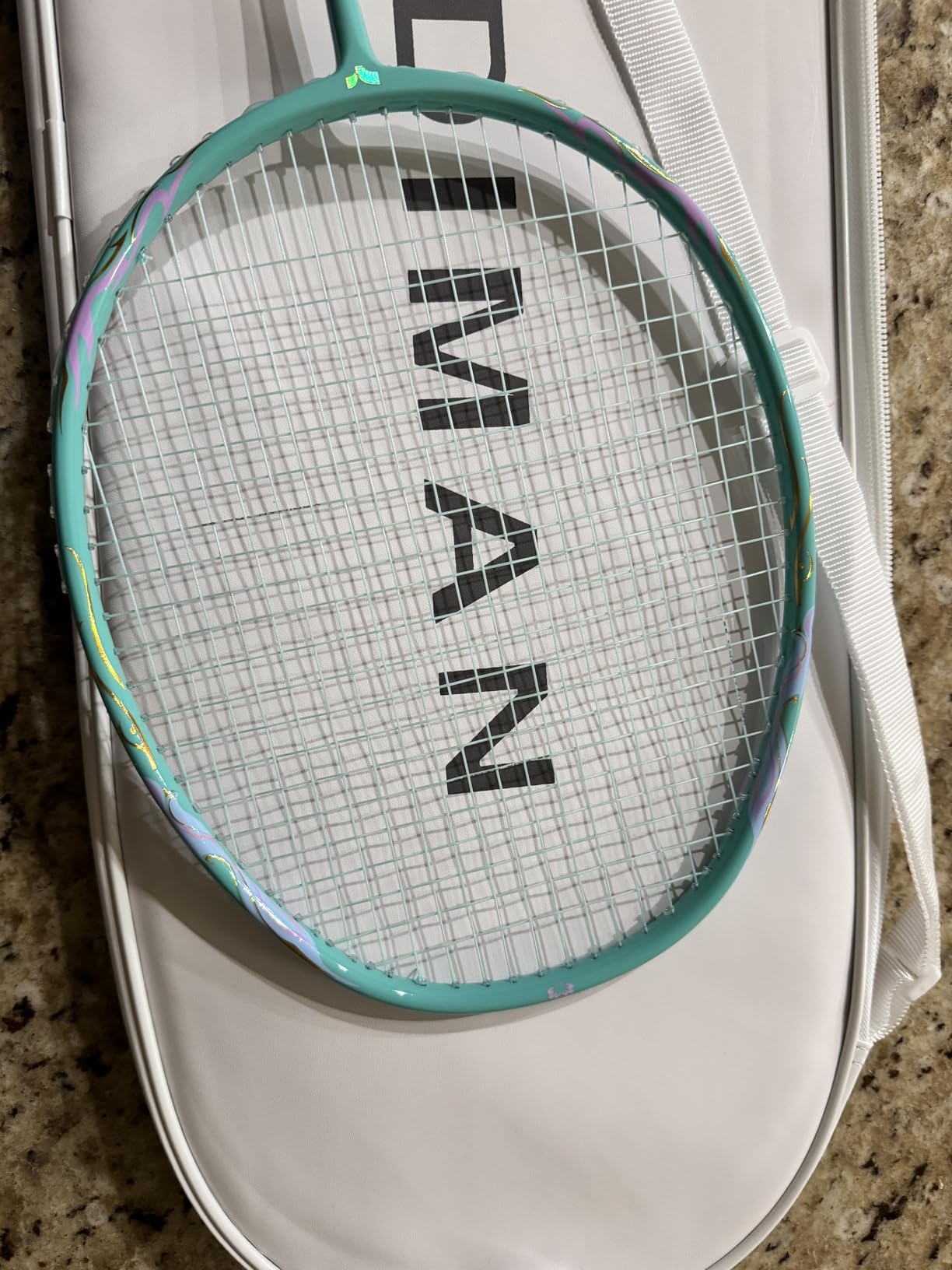 YODIMAN Single Professional Badminton Racket for Advanced Players - 50T Graphite Carbon Fiber with Aerodynamic Frame, Pre-Strung 26lbs, Ultra-Light 5U for Club & Tournament customer photo 1