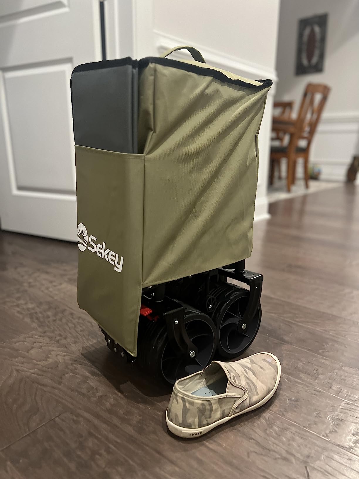 Sekey 1000lbs Garden Dump Cart for Seniors, Capacity Yard Wagon with Rubber Tires, Quick-Release Dumping & Easy-Maneuver Handle for Soil, Rocks, and Firewood, Black customer photo 2