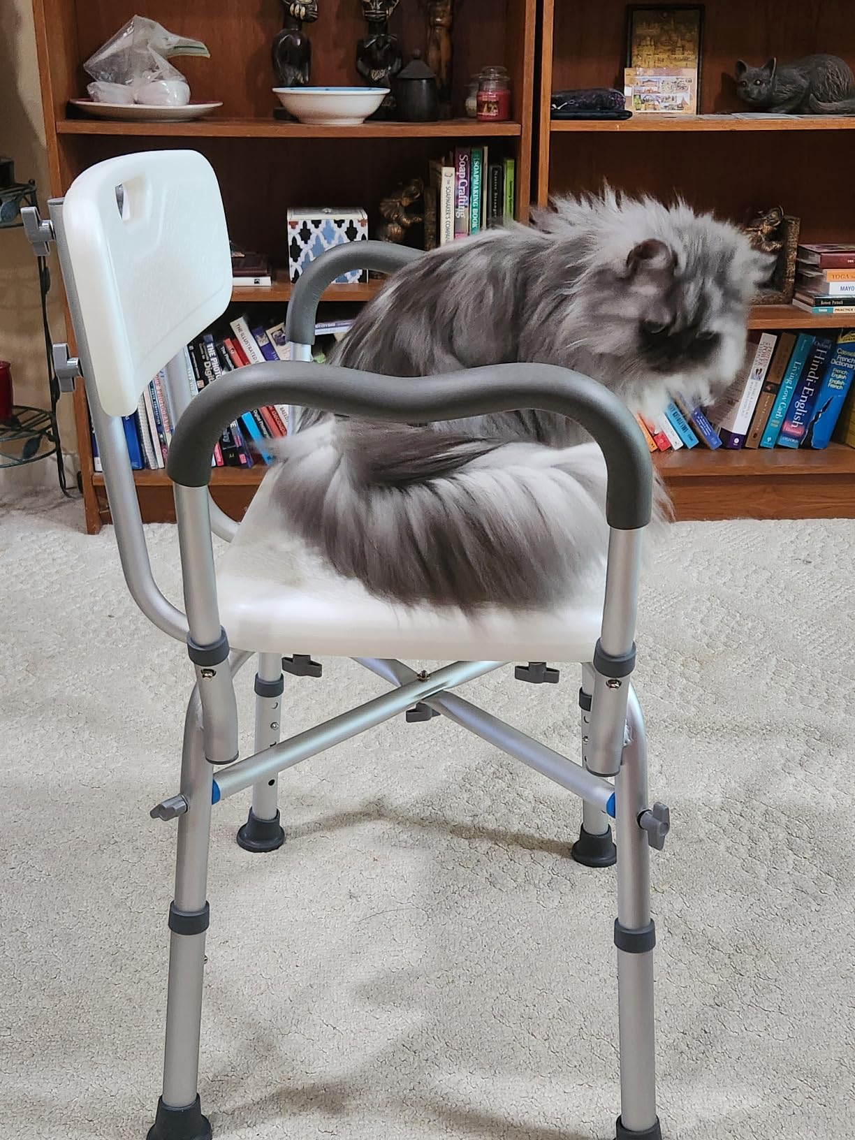 KingPavonini 360° Swivel Shower Chair for Inside Shower, 550 LB Heavy Duty | Stable Flat Tube Frame, Shower Chair for Elderly and Disabled, 360° Swivel with 90° Lock, M-Shaped Anti-Slip Seat, Tool-Free customer photo 1