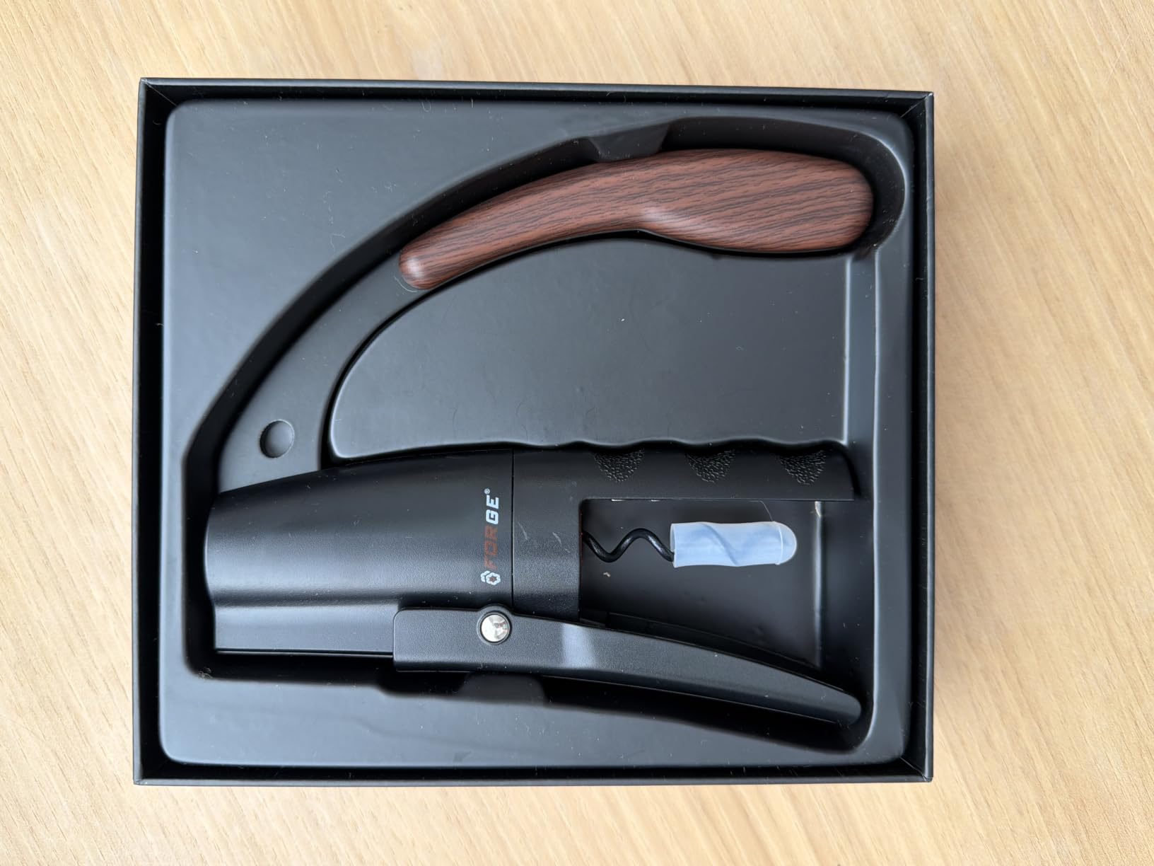 Forge Quality Compact Vertical Lever Corkscrew Wine Opener with Foil Cutter. 3 Seconds to Open a Bottle of Wine. Black. customer photo 1
