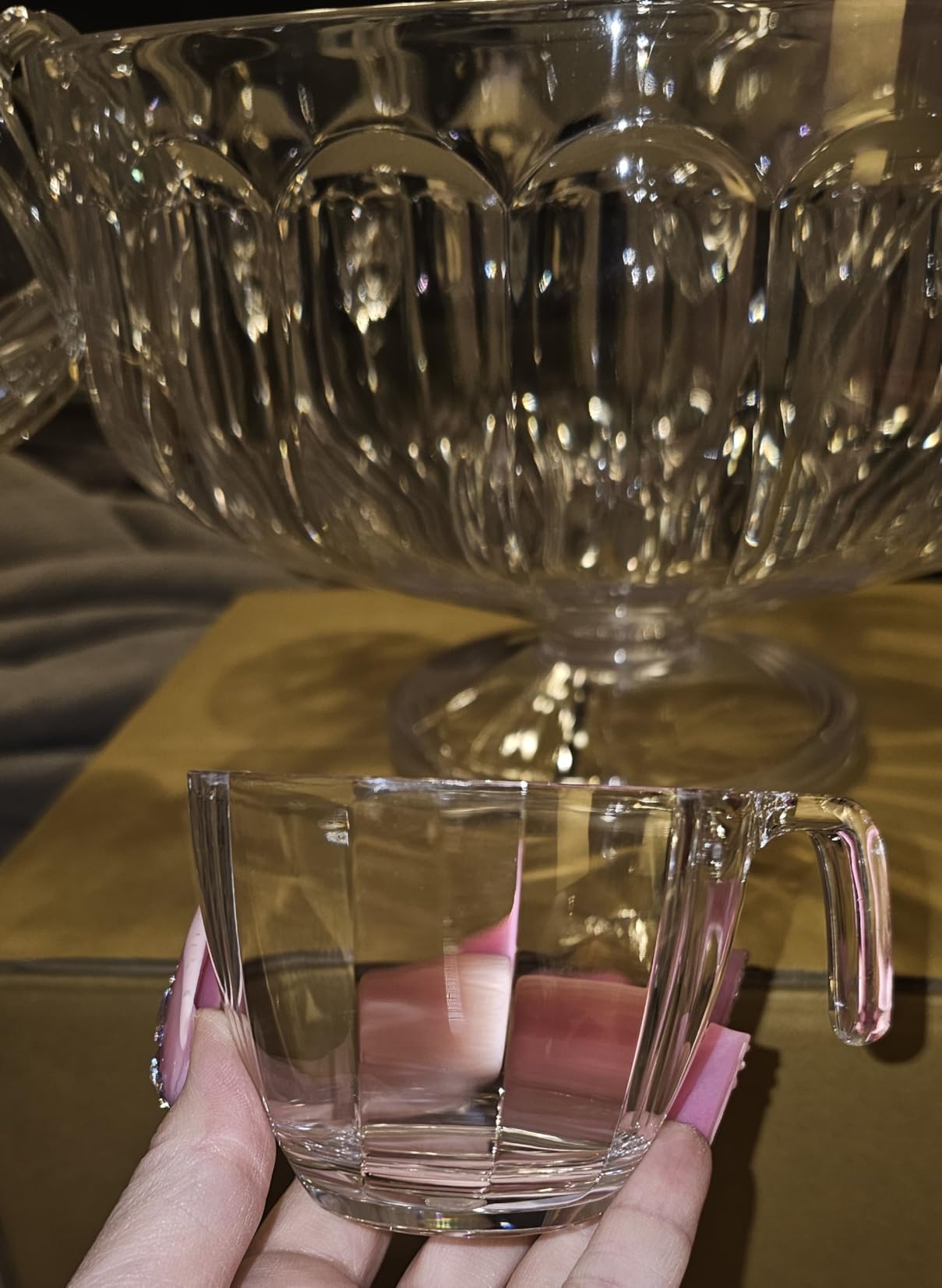 Amazing Abby - Paloma - Acrylic 2-Gallon Punch Bowl Set, Plastic Clear Punch Bowl with Ladle and 8 Cups, Beverage Server Set, BPA-Free, Shatter-Proof, Great for Wedding, Party, and Outdoor Hosting customer photo 1