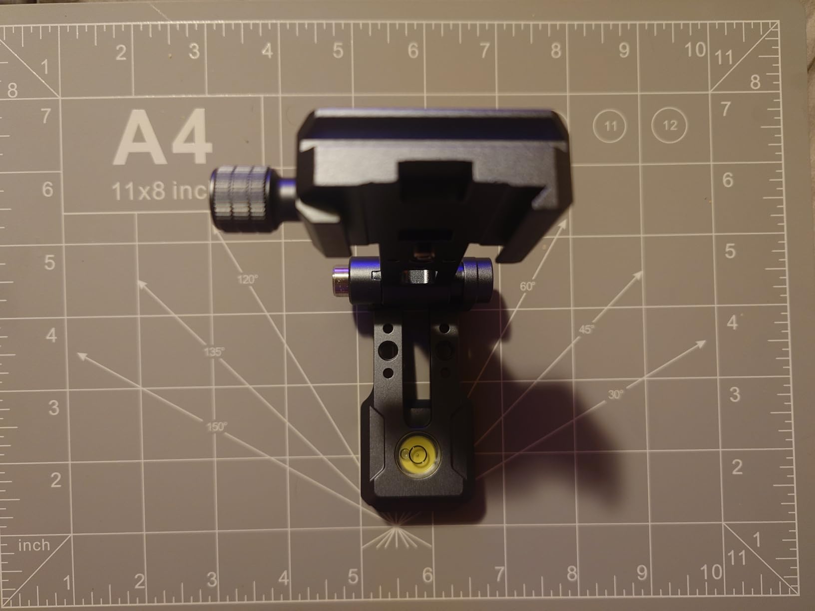 Aluminum Camera L Bracket, 90 Degree Folding Vertical/Horizontal Shooting Mount, Arca-Swiss Groove, Cold Shoe Mount & 1/4