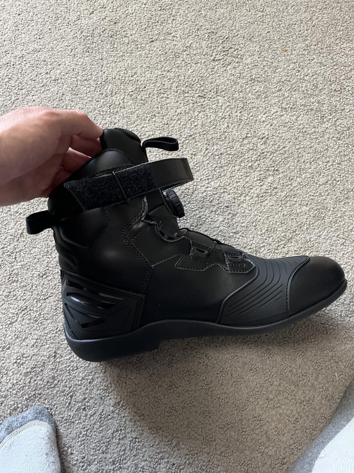 KEMIMOTO Motorcycle Boots with Quick-release Dial System for Easy on/off | Features：Water-resistant, Anti-slip丨Materials：Rubber,Canvas,Microfiber丨Seasons：All丨Occasions：Travel, Commuting, Hiking customer photo 2