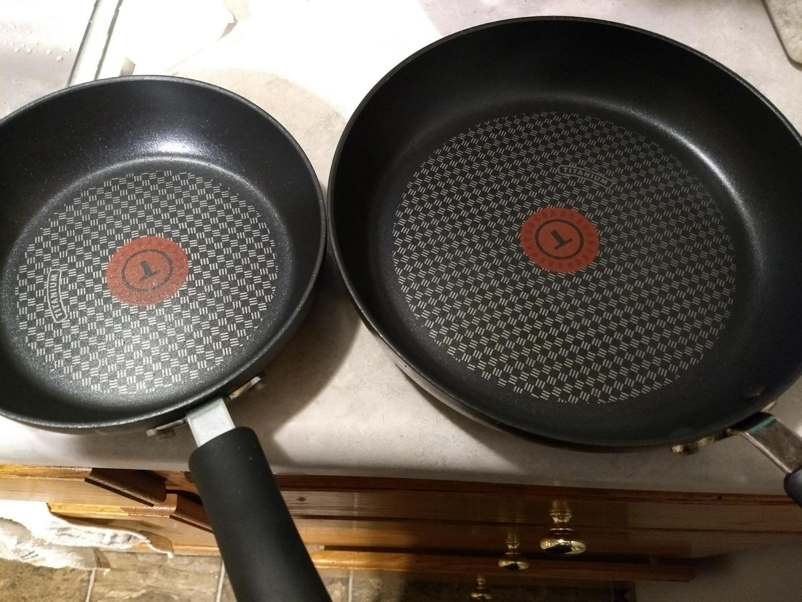 T-fal Ultimate Hard Anodized Nonstick Cookware Set, 10-Piece, Pots and Pans | Titanium nonstick coating, Thermo-Spot heat indicator, Oven safe to 400°F, Dishwasher safe, Includes 2 nylon cooking utensils customer photo 2