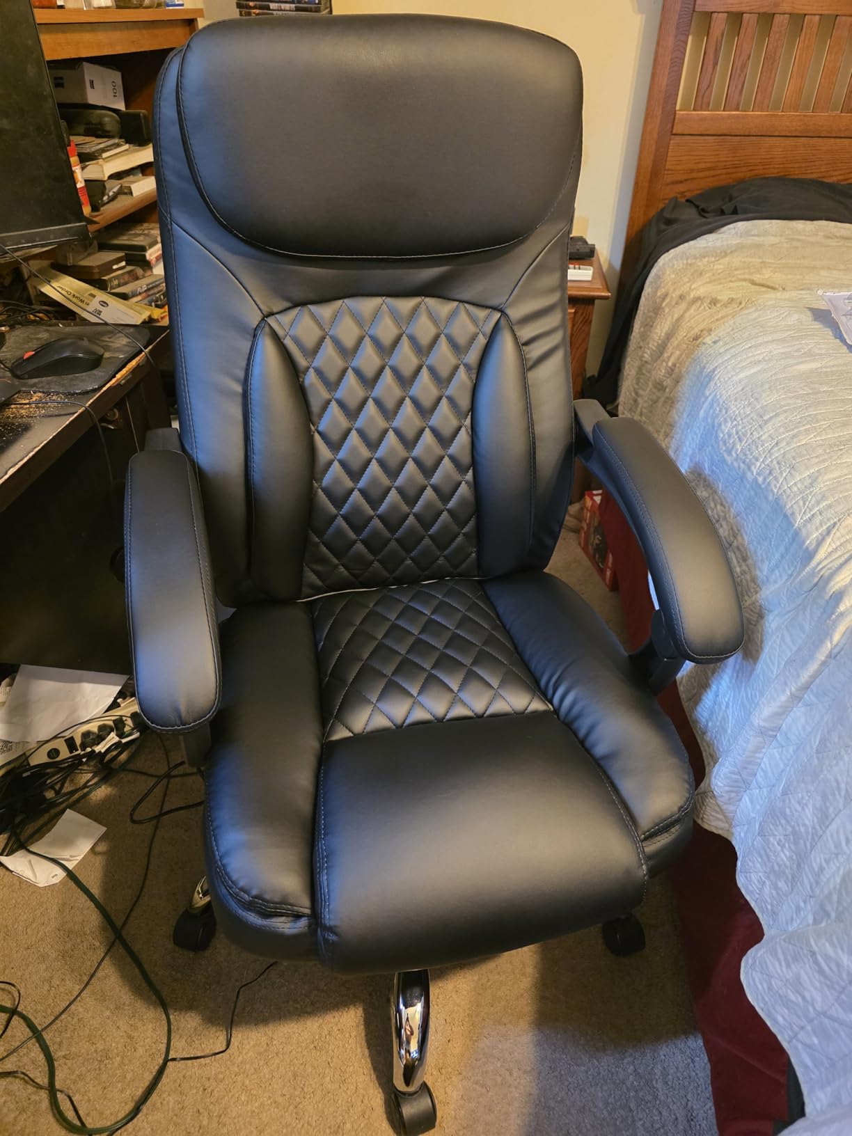 500LBS Massage Office Chair, Reclining 6 Points Vibration and Heat Desk Chair with Foot Rest, Ergonomic Executive Office Chairs, Comfy Wider & Thicker Seat, Big and Tall Gaming Chair, PU Leather Black customer photo 2