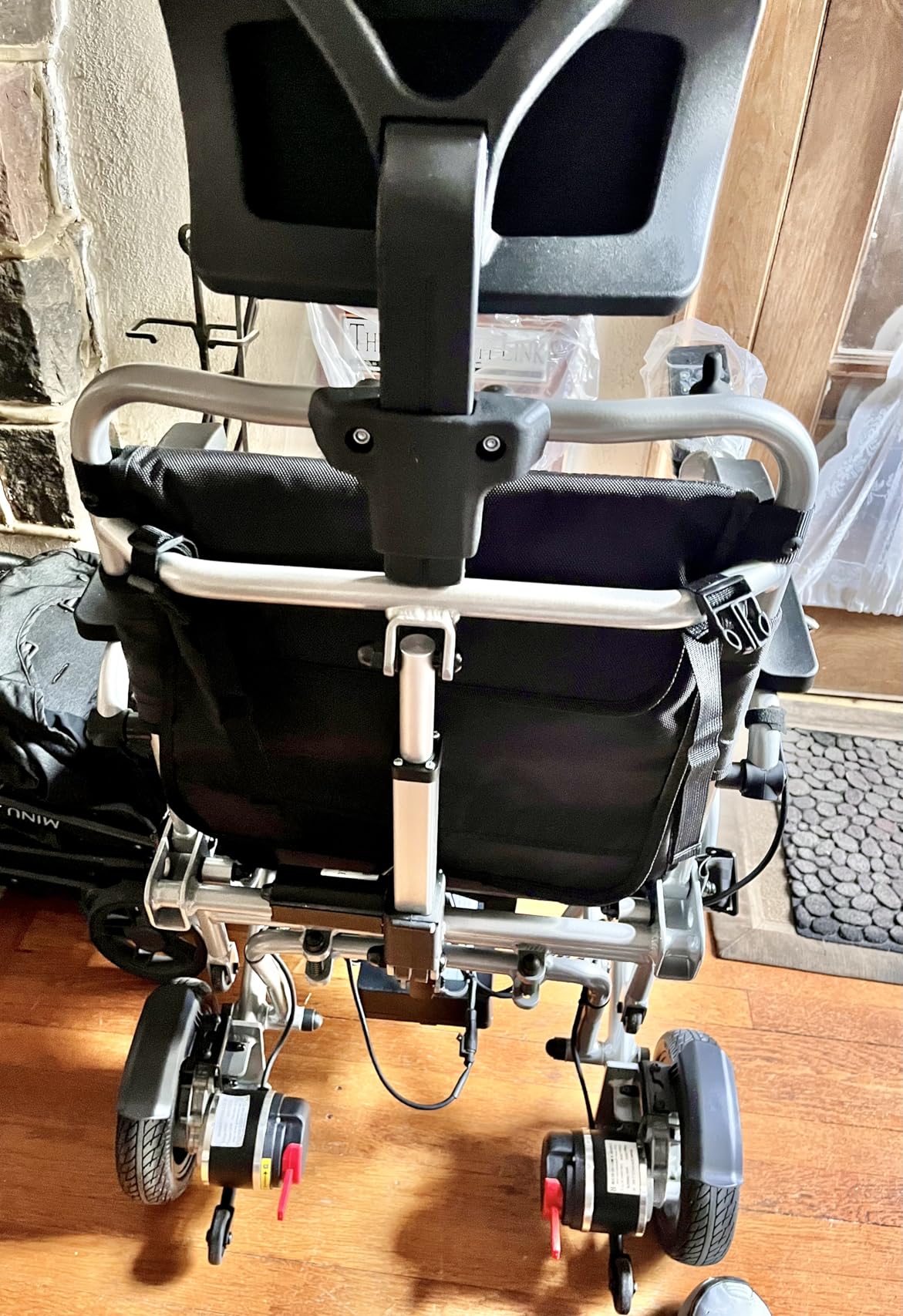30lbs Ultralight Foldable 100% Carbon Fiber Electric Wheelchairs for Adults, Lightweight Folding Motorized Power Wheelchair with Dual Batteries and LCD Display, Portable Airline Approved Travel Chair customer photo 2