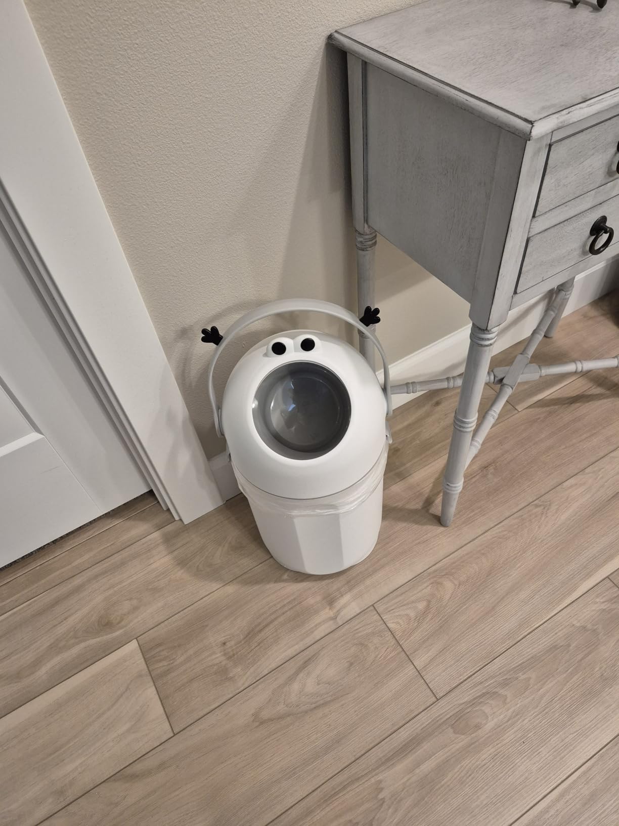 Bebetaje Diaper Pail with Odor Control, Uses Regular Trash Bags, Hands-Free Baby Diaper Disposal System, Smell Proof Nursery Trash Can with Easy Open Handle, Large Capacity customer photo 1