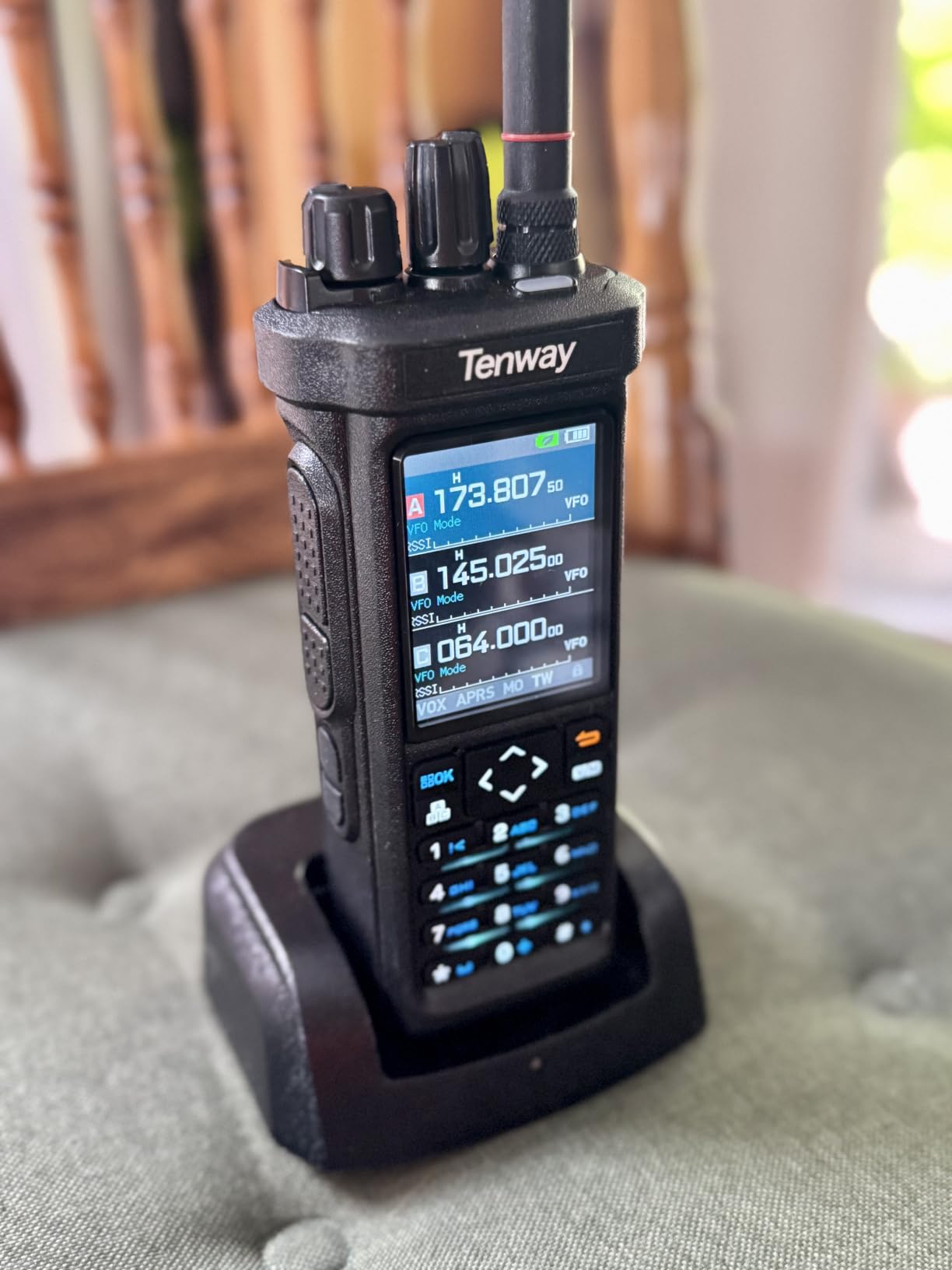 TP-900 Pro 10W Handheld Ham Radio with GPS, APRS, NOAA and CB Reception customer photo 2