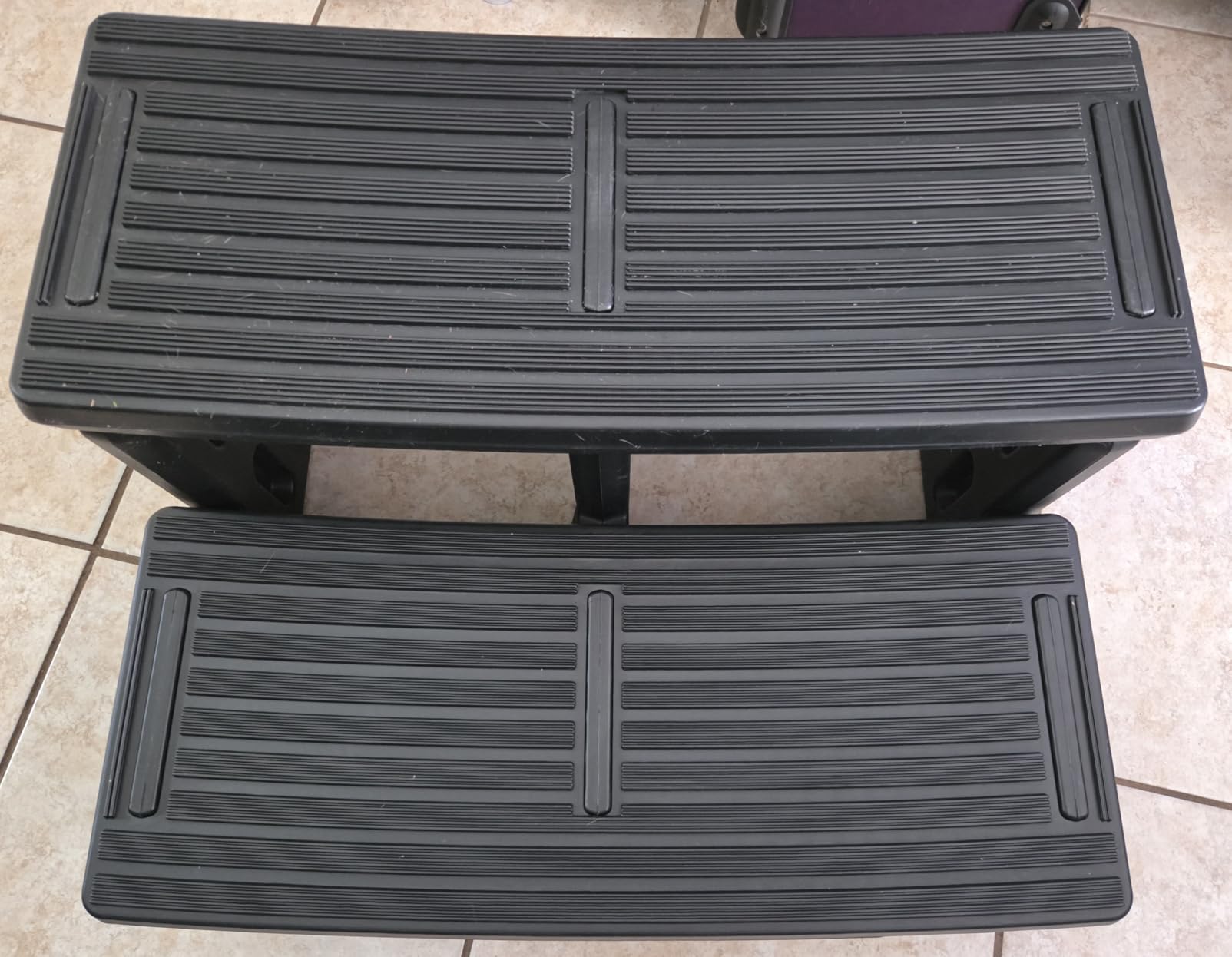 Hot Tub Steps 3-Leg Support, UV Resistant Spa Stairs with Snap Assembly customer photo 2
