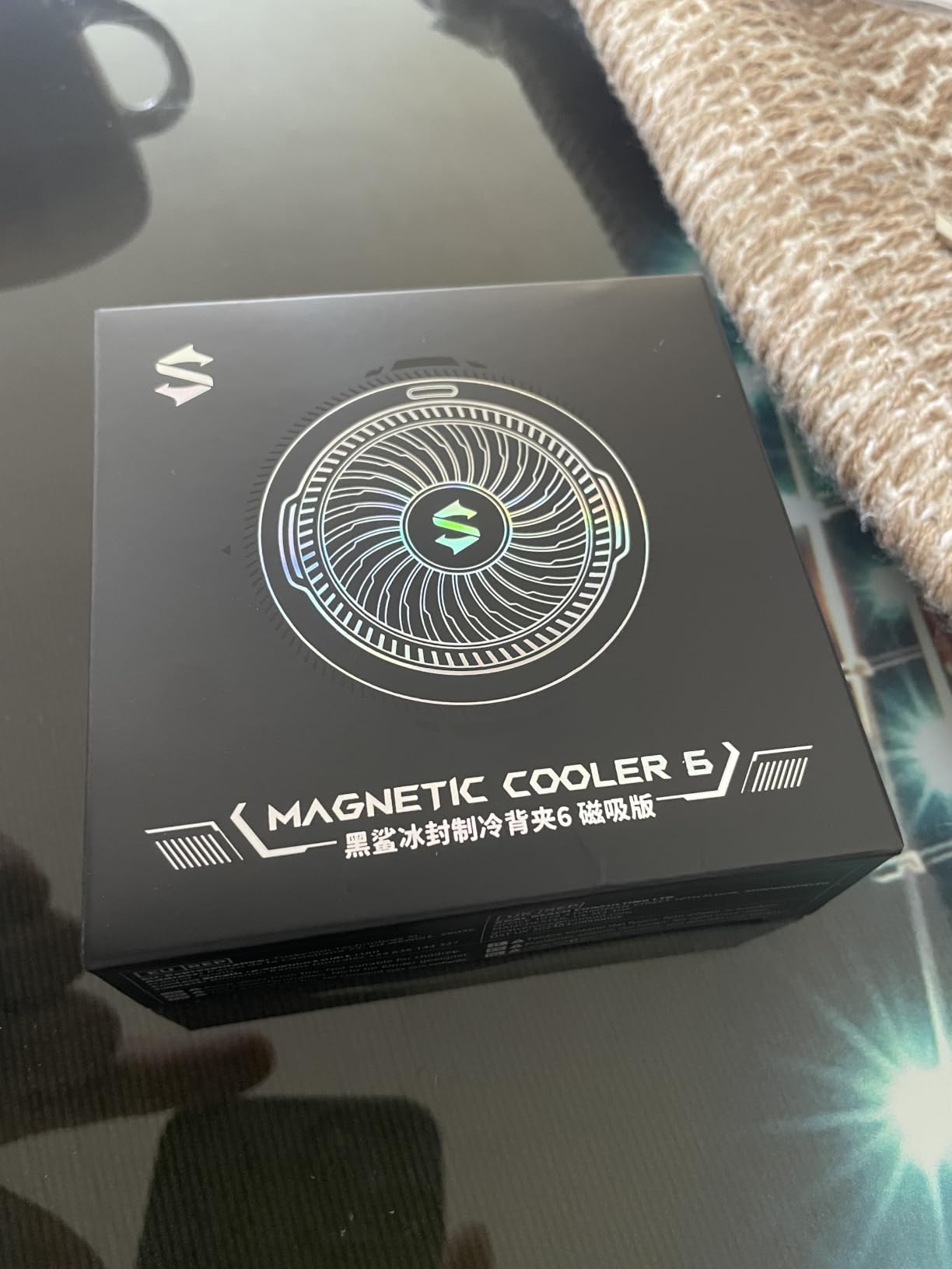 Black Shark FunCooler 6 Magnetic Cell Phone Cooler for Gaming, Portable Mobile Phone Cooling Fan with RGB Light, App-Controlled Cellphone Radiator for iPhone Magnetic Series/iPad (Black) customer photo 2