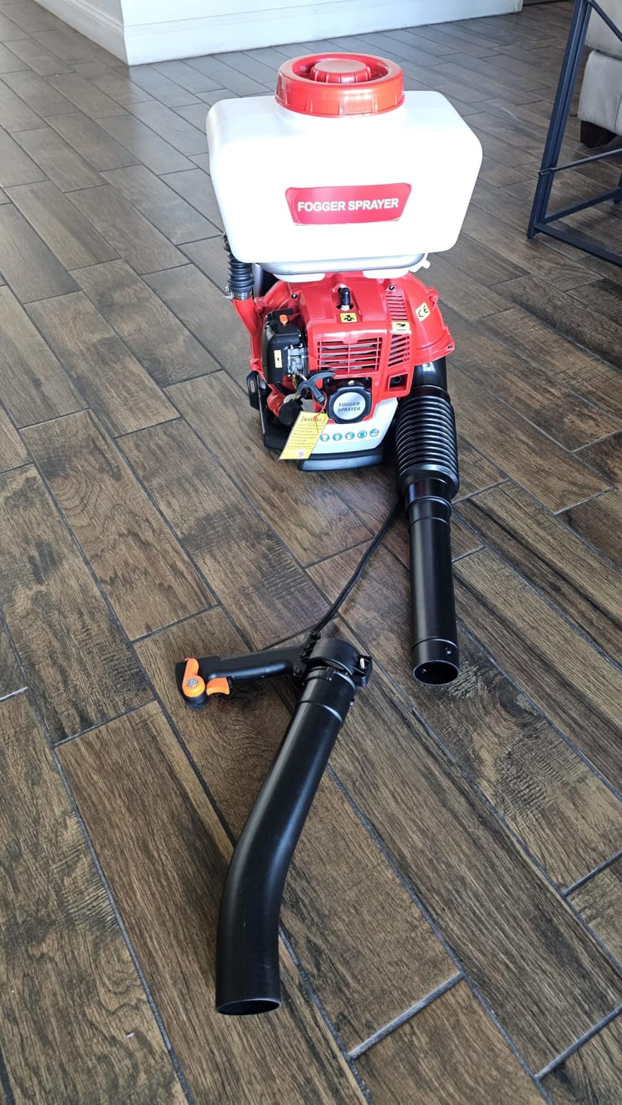 52CC Gas Backpack Sprayer, 3.7 Gallon 2-Stroke 2-in-1 High-Velocity 205 MPH Leaf Blower & Mist Blower - Commercial Yard Fogger and Orchard Duster for Heavy Duty Property Maintenance(Red) customer photo 2