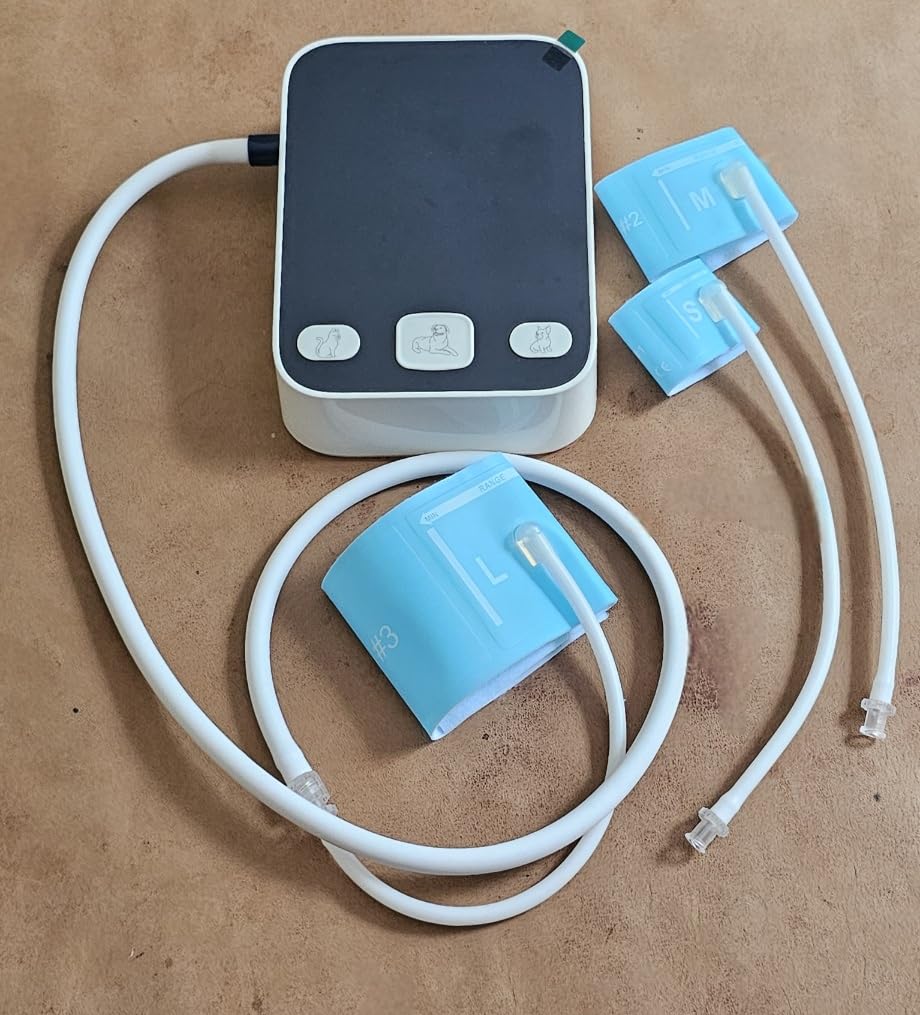 LBO Pet/Dog/Cat Veterinary Blood Pressure Monitor, Animal Automatic Digital BP Machine with Large LCD Screen Backlight 3 Cuffs 3 * 199 Memory Silent customer photo 1