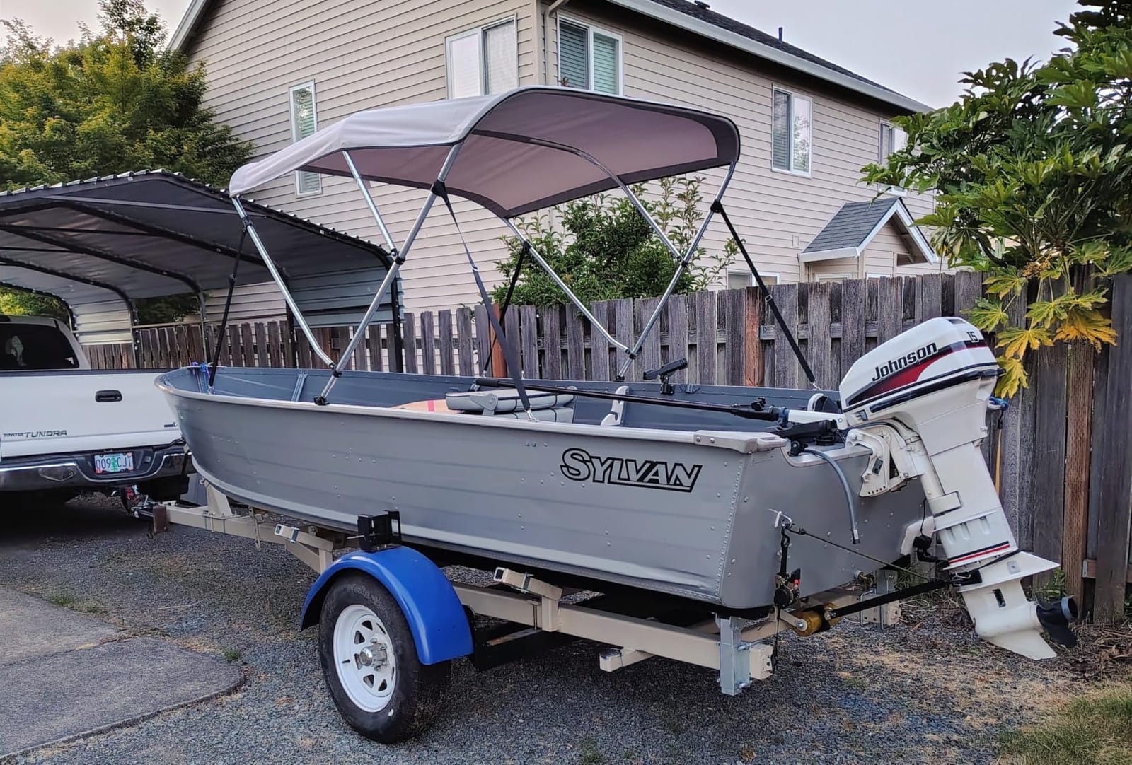 Solim 3 Bow Bimini Top with 1
