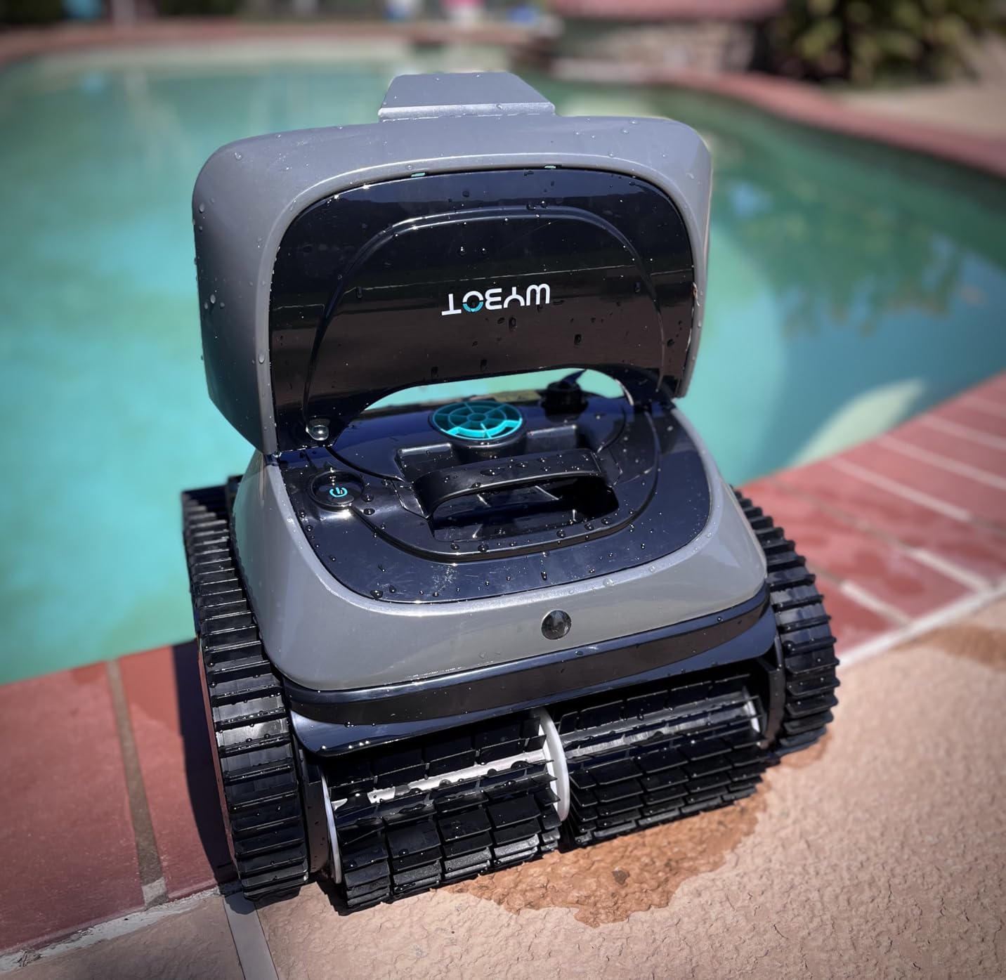 WYBOT C1 Cordless Robotic Pool Vacuum for Inground Pools customer photo 2