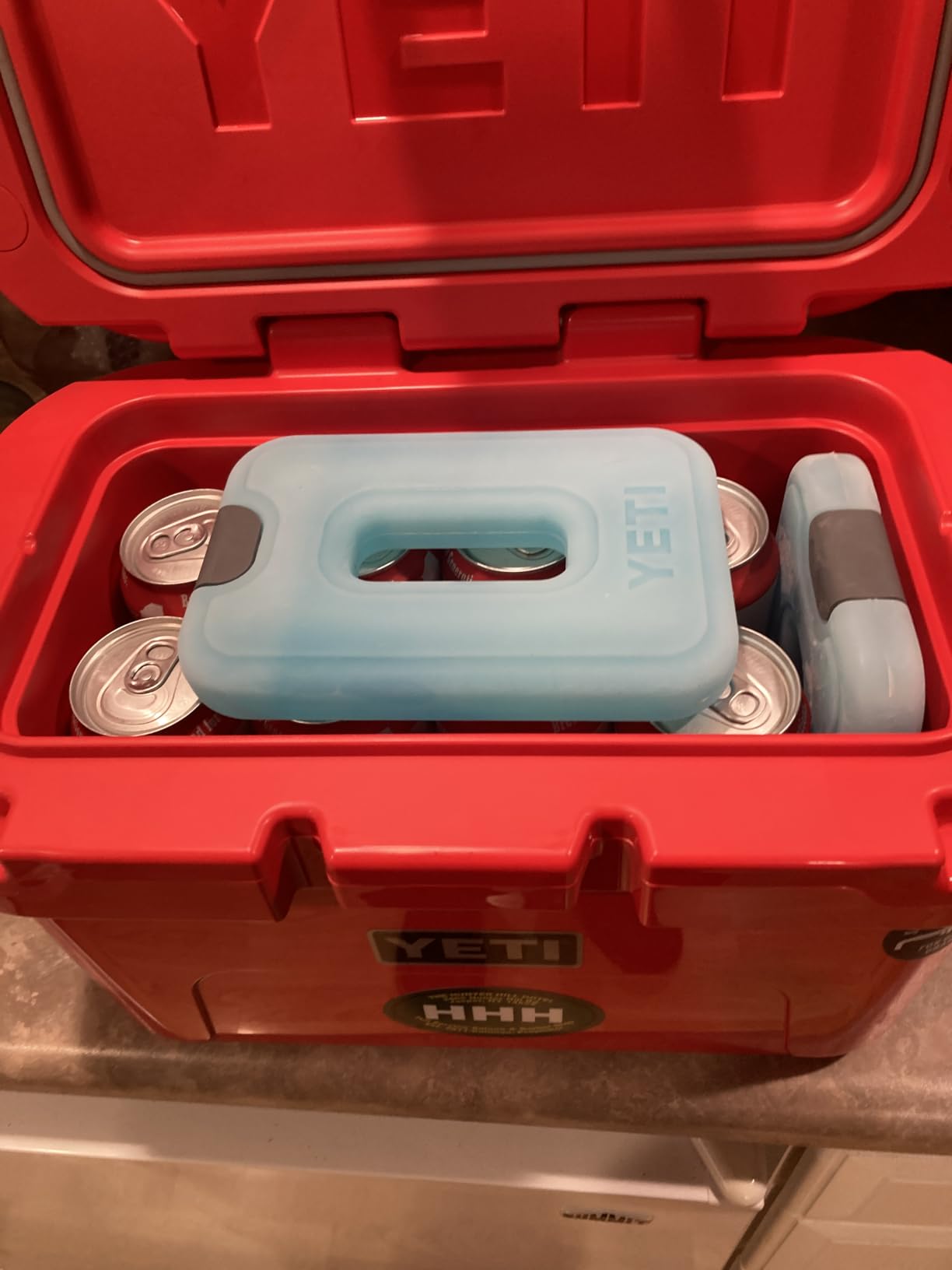 YETI Roadie 8 Hard Cooler, Portable Insulated Ice Chest customer photo 2
