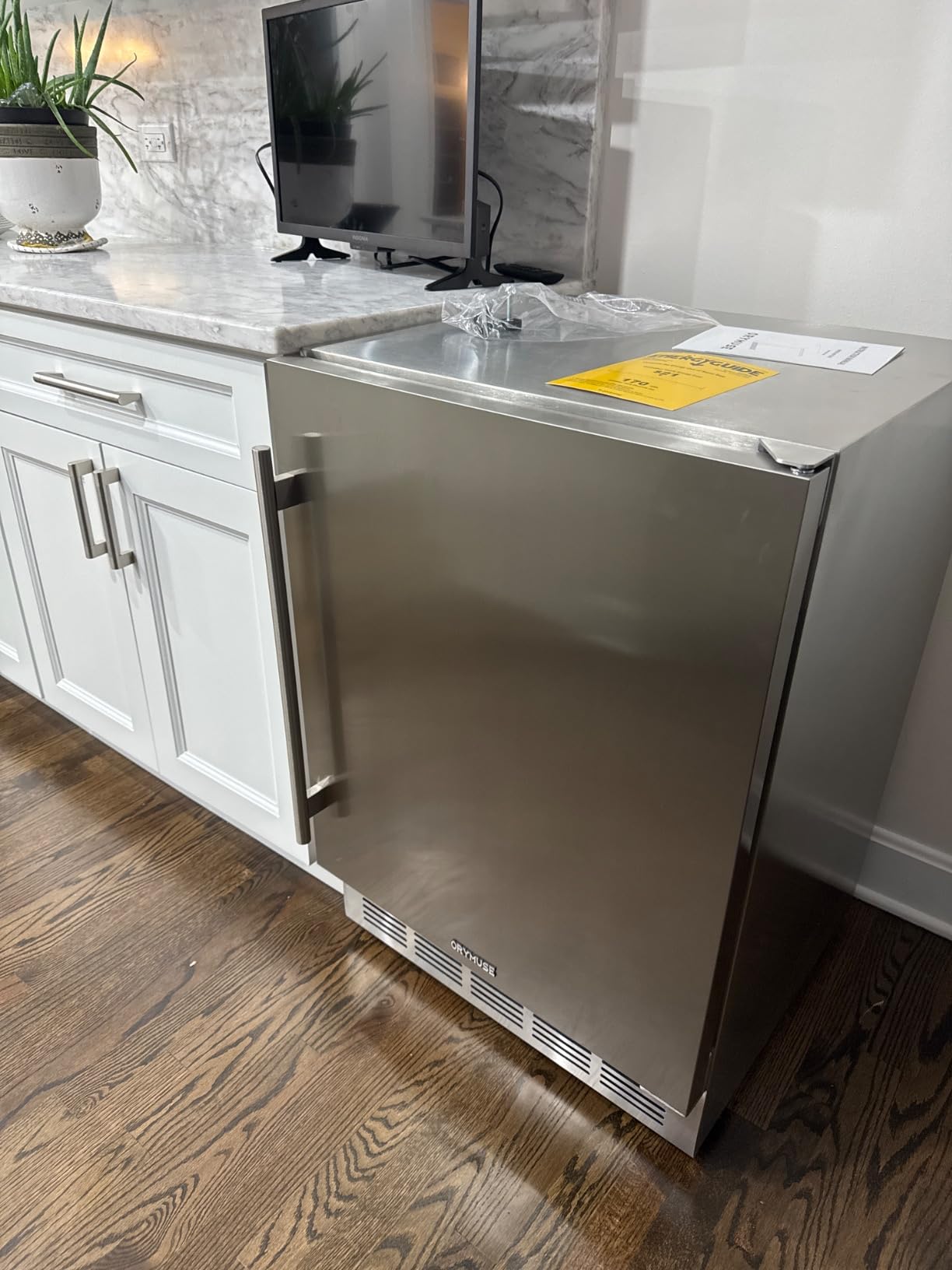 ORYMUSE 24 Inch Outdoor Double Drawer Refrigerator, 154 Can Beverage Cooler customer photo 2