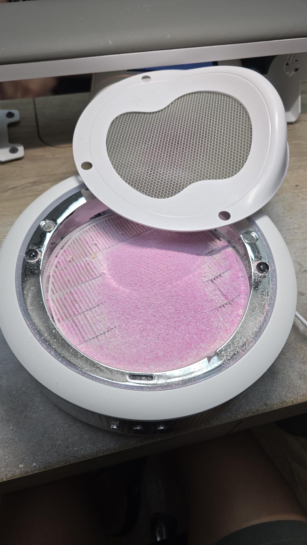 Professional ONAIL Nail Dust Collector - Nail Dust Collector Vacuum for Acrylic Gel Nails, Powerful Nail Vacuum with Reusable Filter and 30 x Disposable Filters, Low Noise Manicure Dust Extractor customer photo 2