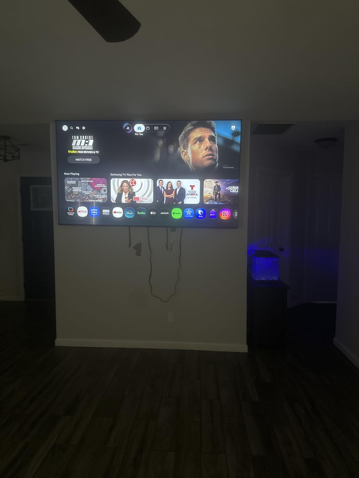 Samsung 65-Inch Class U8000H Series Crystal UHD, 4K, Smart TV, 2026 Model | Samsung Vision AI Companion, Crystal Processor 4K, Endless Free Content, Motion Xcelerator, Color Booster, 4K Upscaling customer photo 1