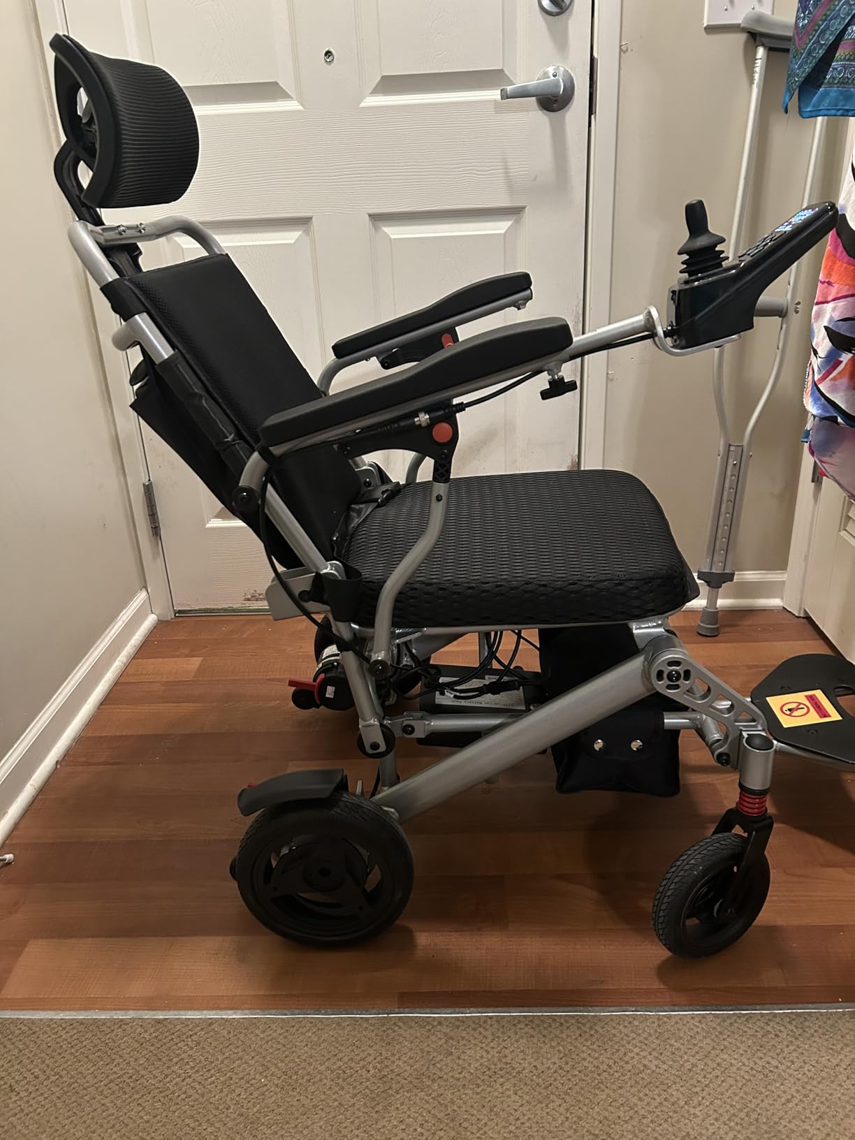 28lb Ultralight LCD Screen Electric Wheelchair, 30+Mile Long Range, 100% Carbon Fibre, Brushless Motor,All Terrain Power Wheelchair Airline Approved, Portable Wheelchairs with 2 Lithium Batteries customer photo 2