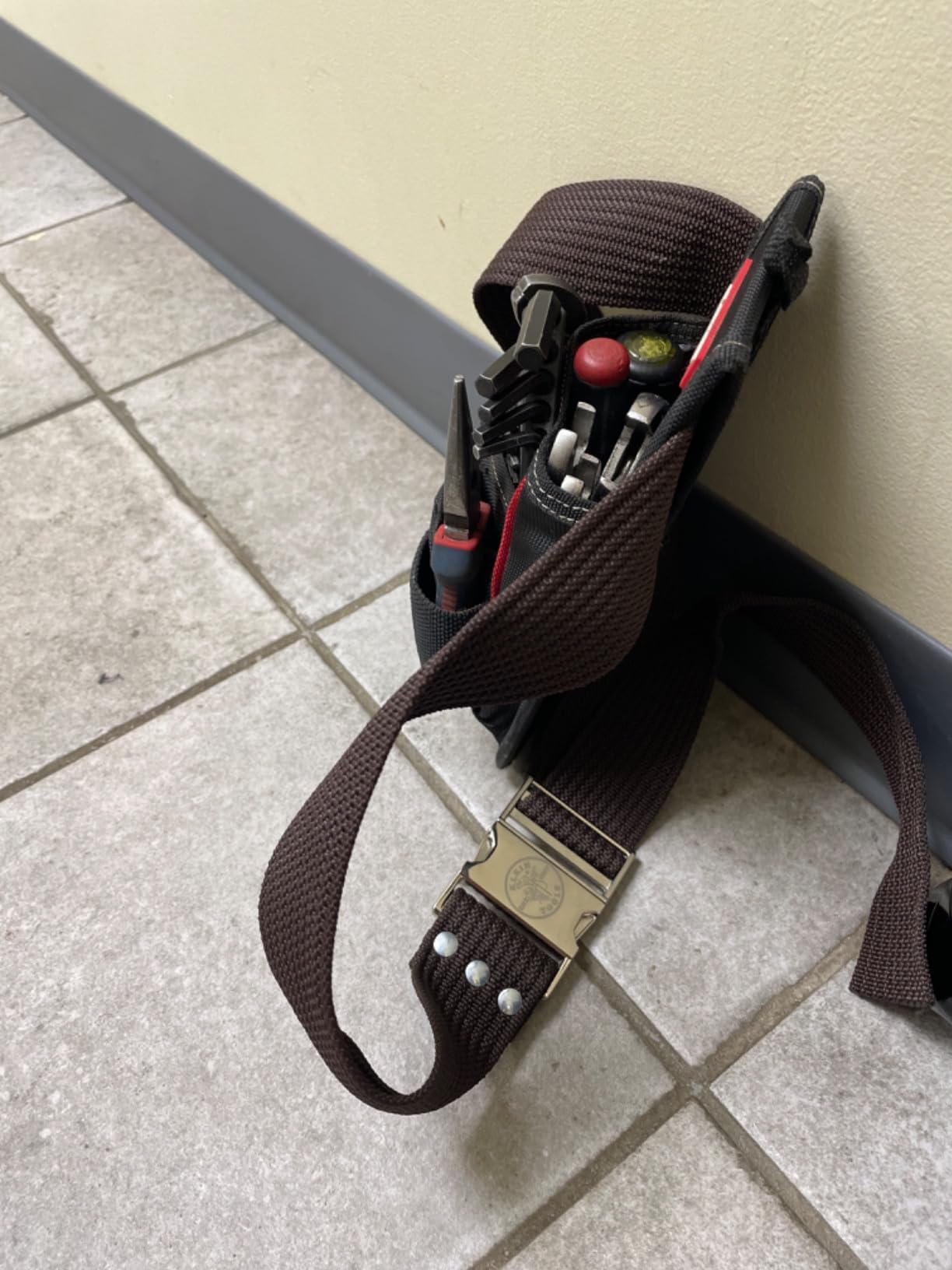 KLEIN TOOLS 5225 Tool Belt, Adjustable Electrician Belt is 2-Inch Wide, Adjusts for 48-Inch Waist customer photo 1