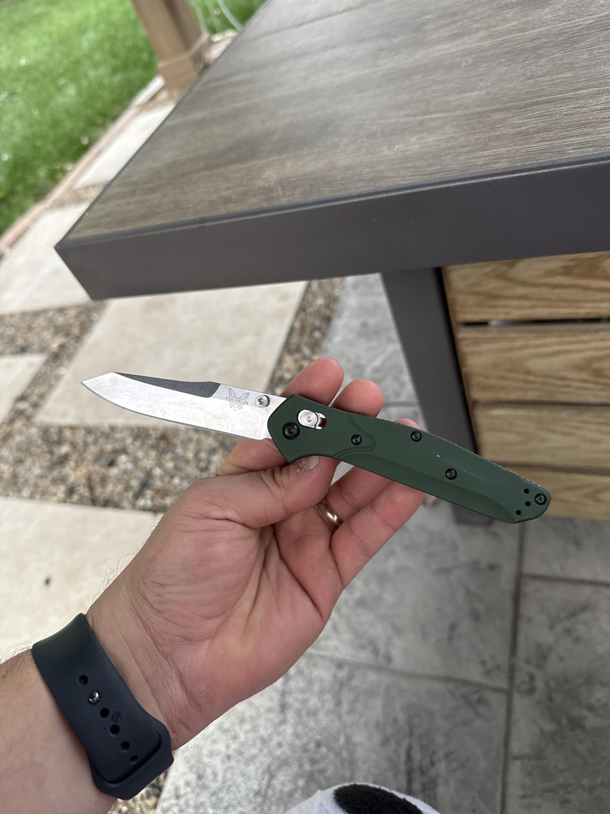 Benchmade Osborne EDC Knife, Green Aluminum Handle, S30V Steel Blade (940) customer photo 2