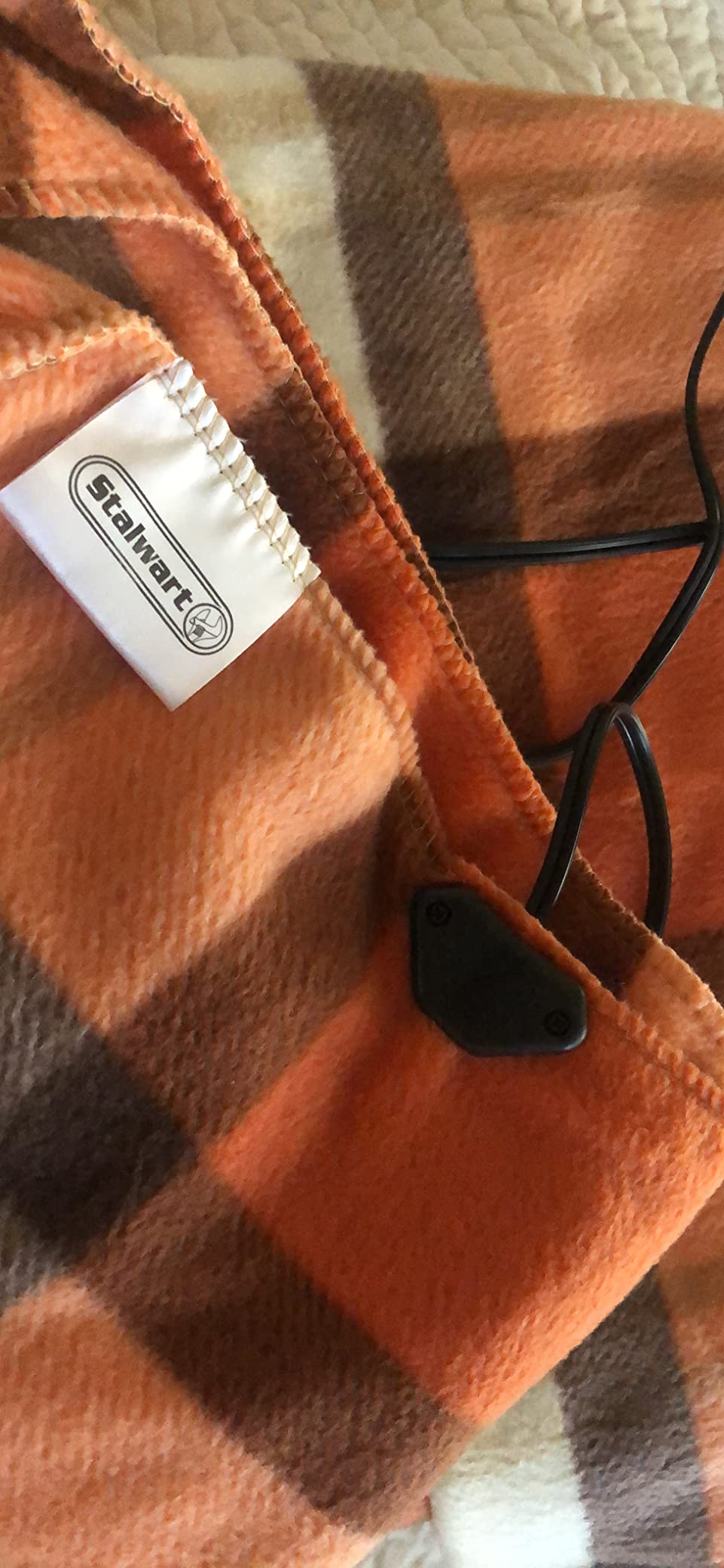 Heated Car Blanket - 12V Electric Travel Blanket for Car, Truck, SUV or RV - Portable Heated Throw for Road Trips, Camping or Winter Emergency by Stalwart (Navy) customer photo 2